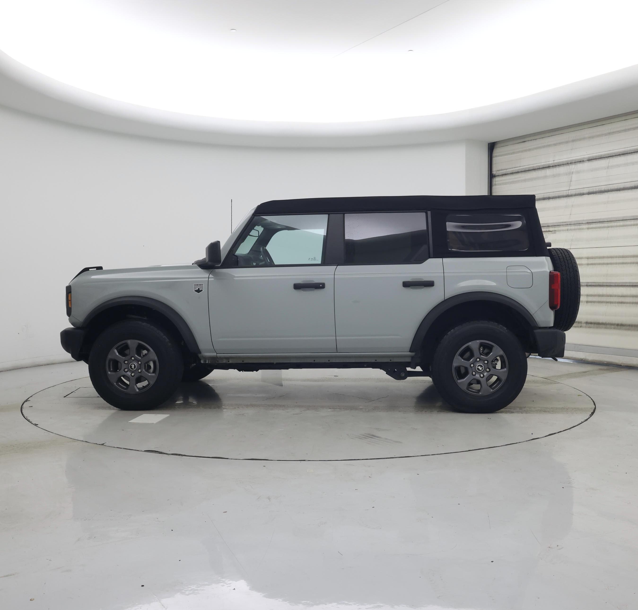 Thumbnail: 2024 Ford Bronco - 3