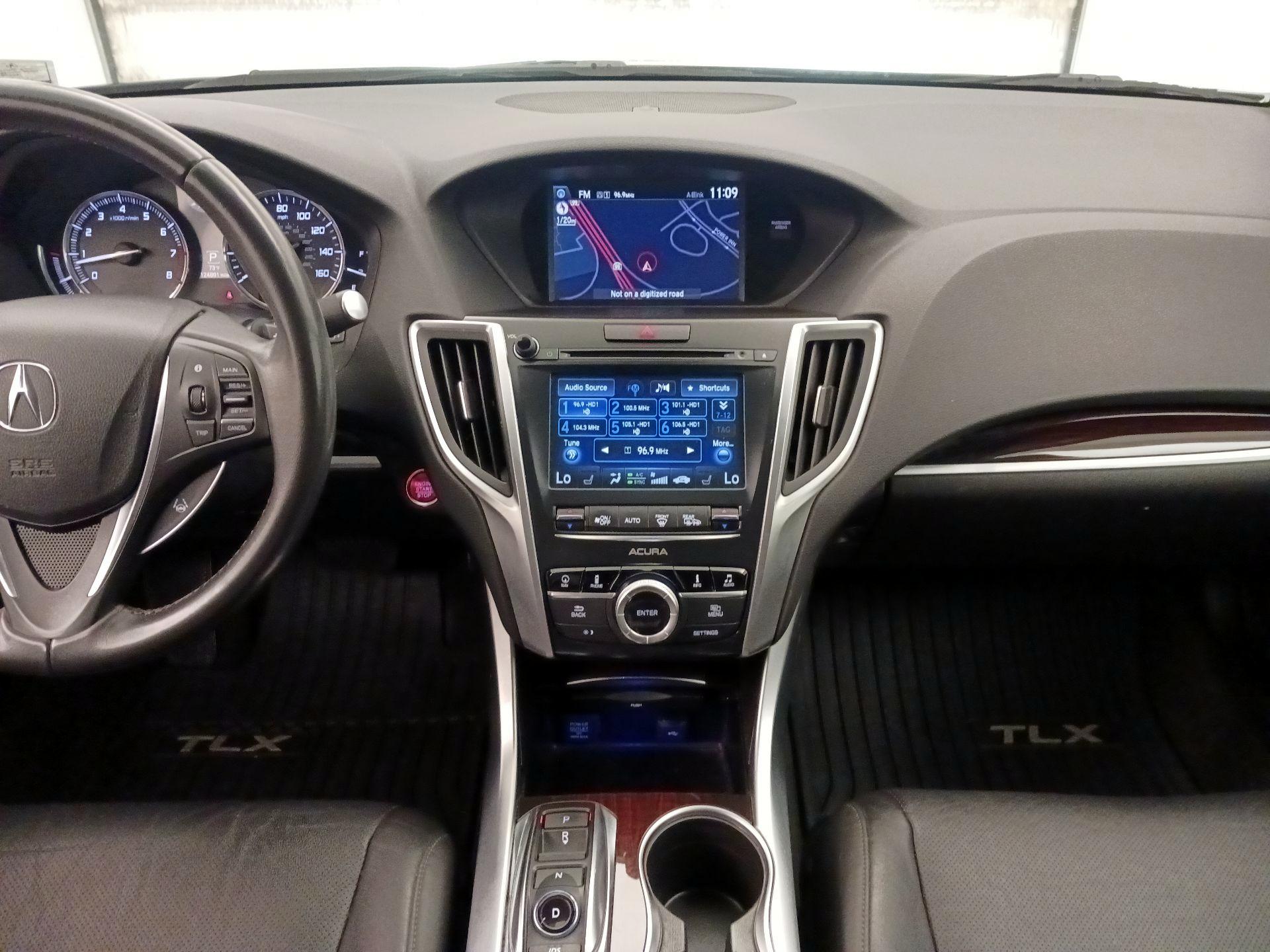 Thumbnail: 2015 Acura TLX - 9