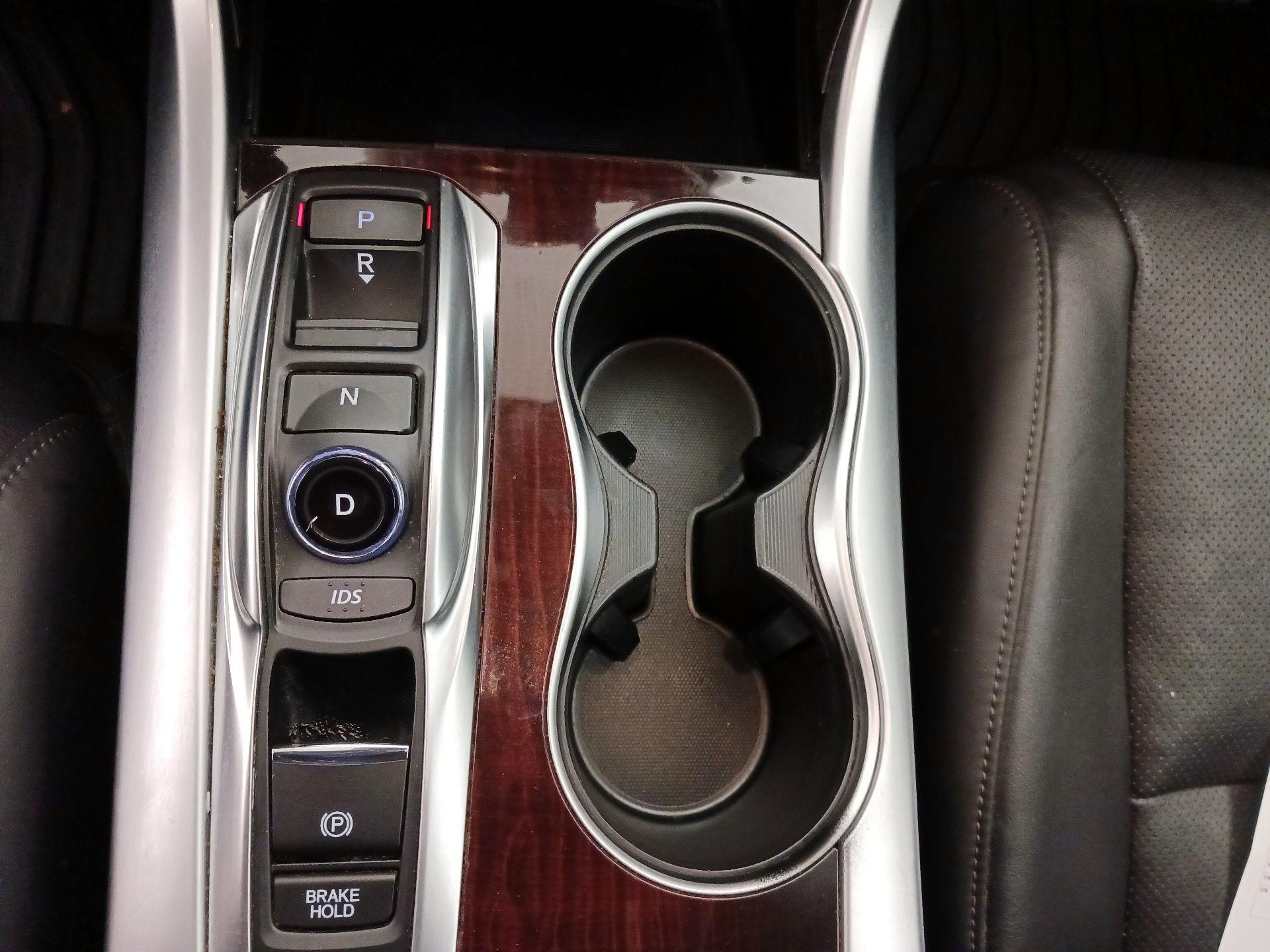 Thumbnail: 2015 Acura TLX - 18