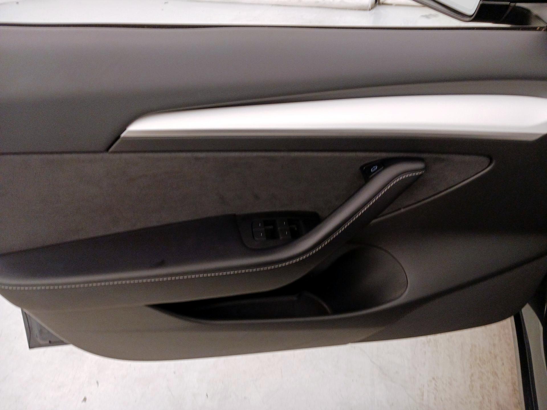 Thumbnail: 2023 Tesla Model 3 - 12