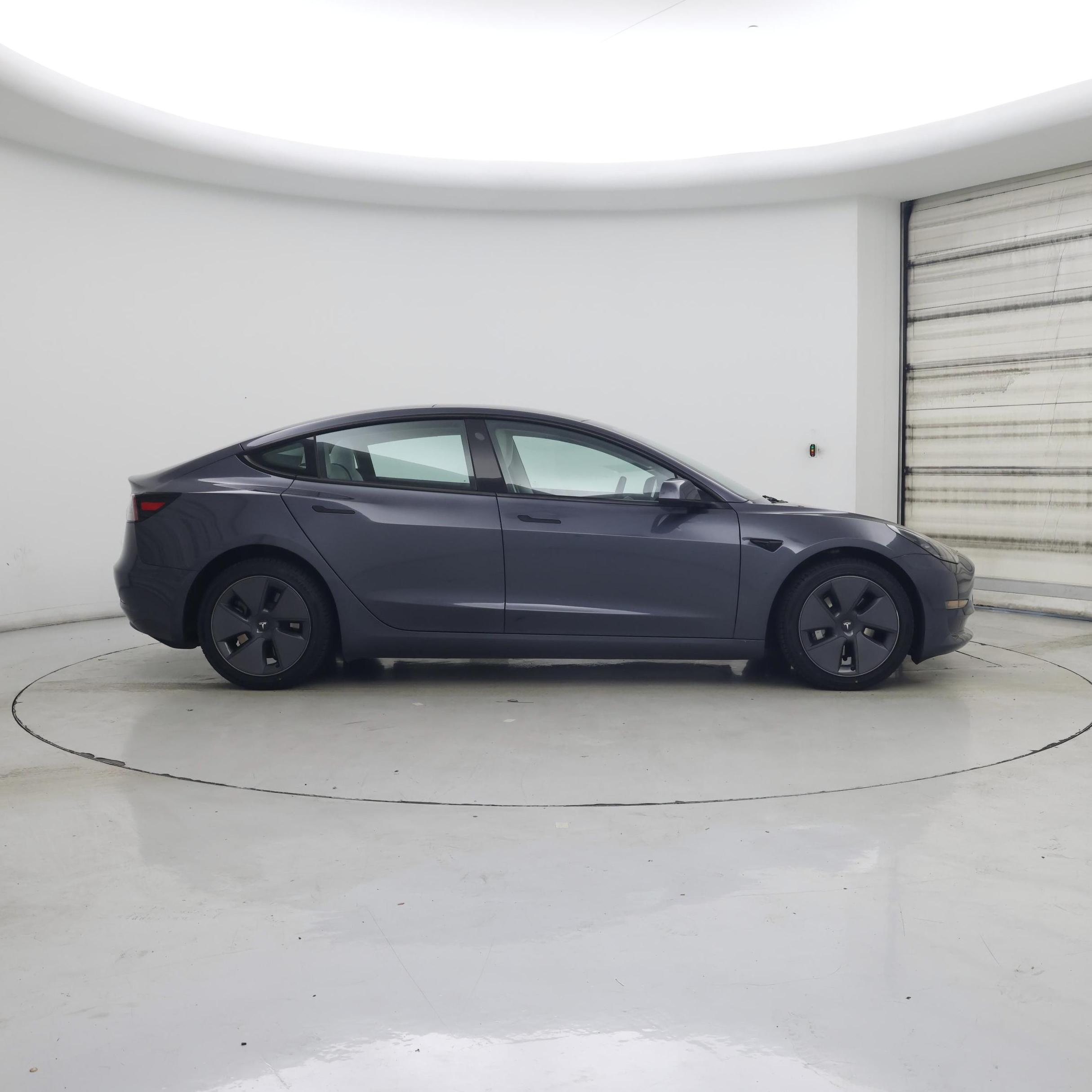 Thumbnail: 2023 Tesla Model 3 - 7