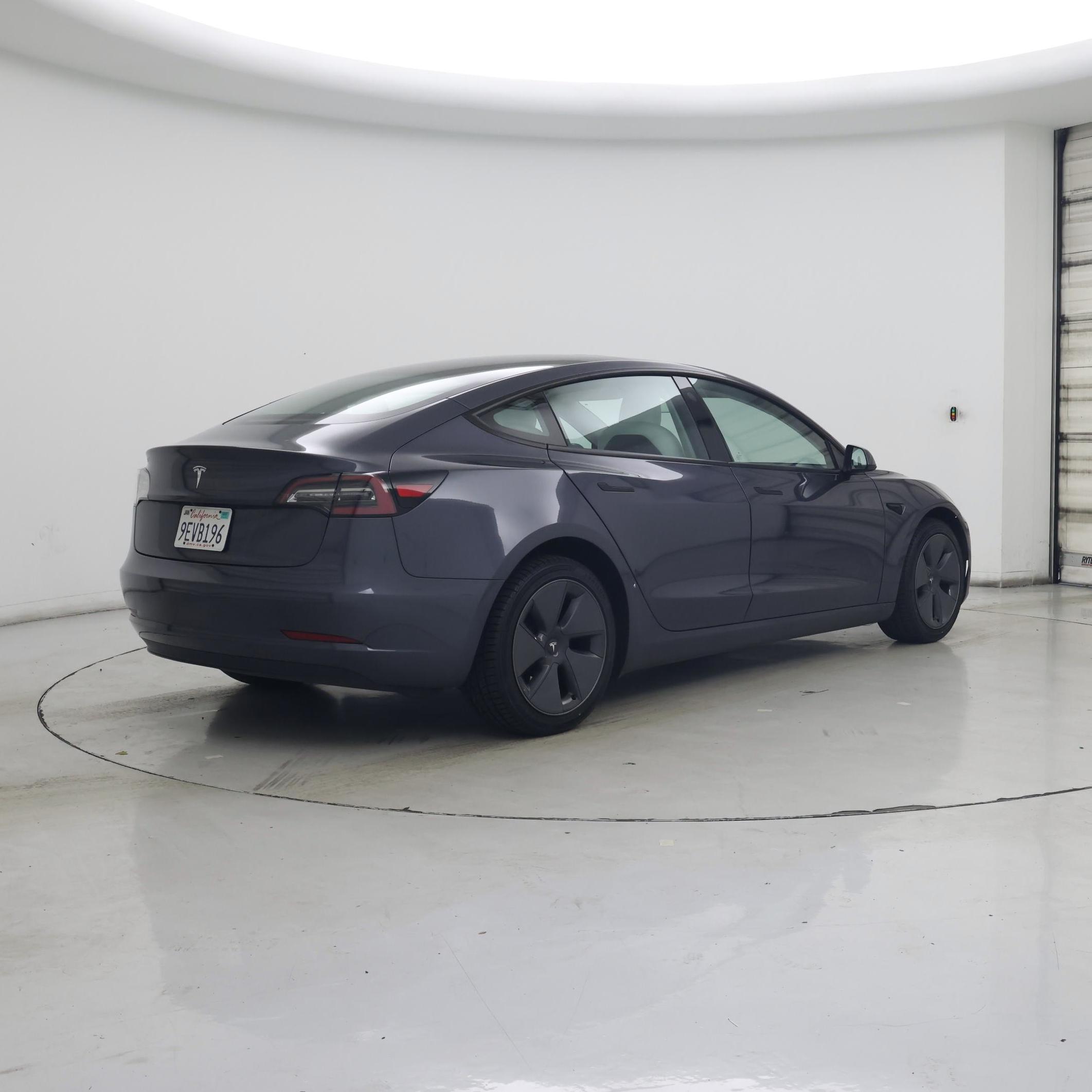 Thumbnail: 2023 Tesla Model 3 - 8