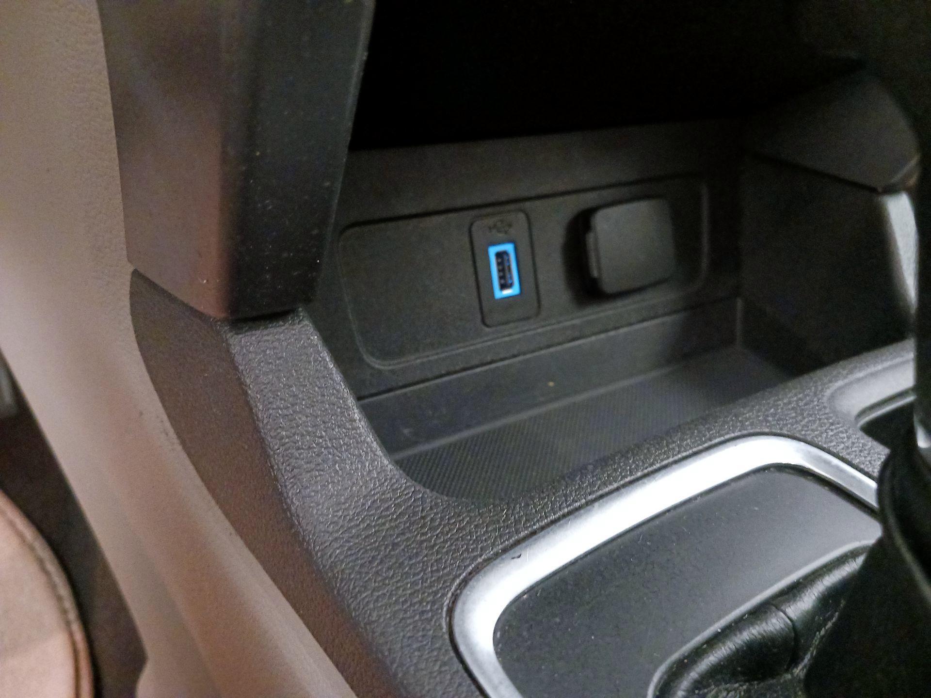 Thumbnail: 2018 Ford Escape - 18