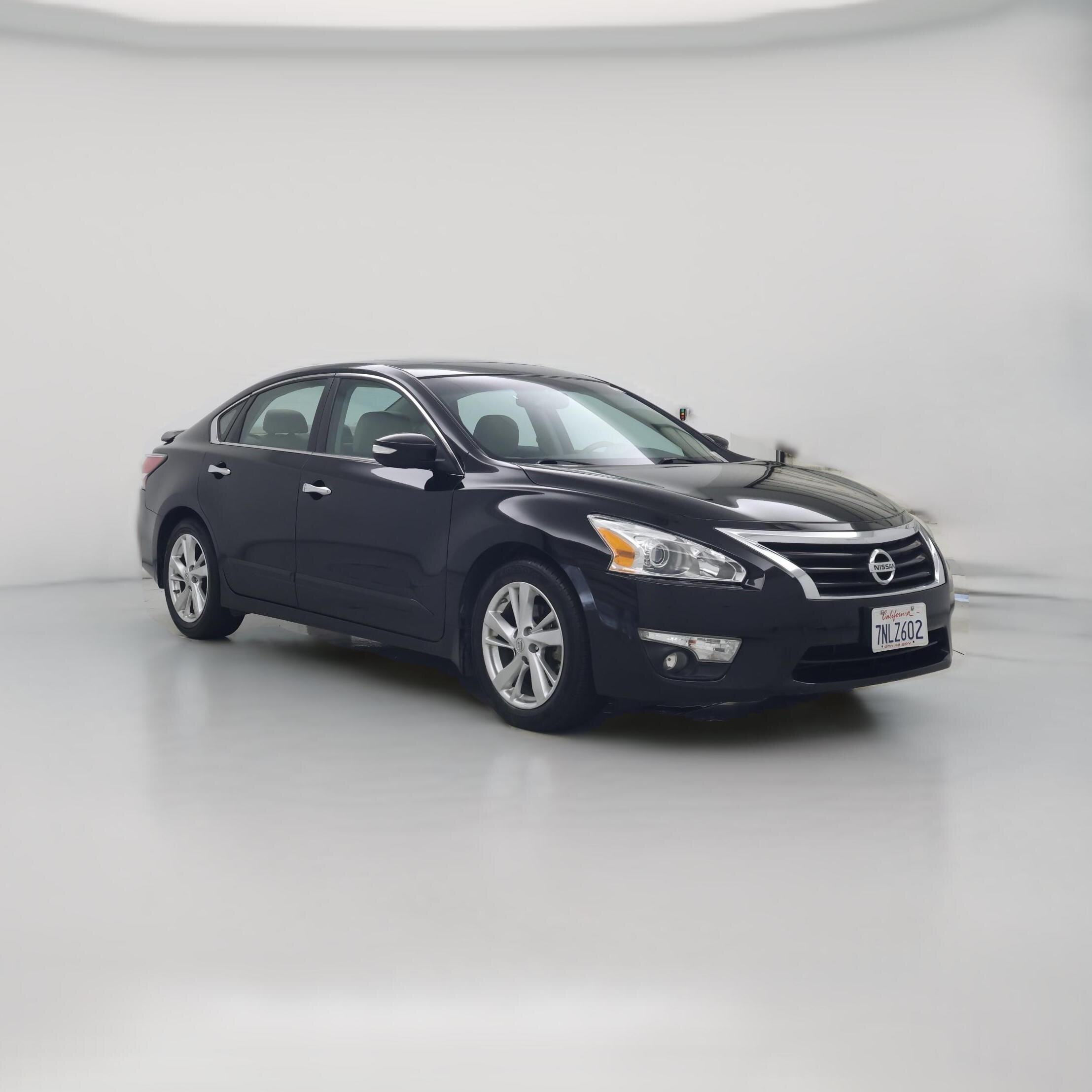 Thumbnail: 2015 Nissan Altima - 1
