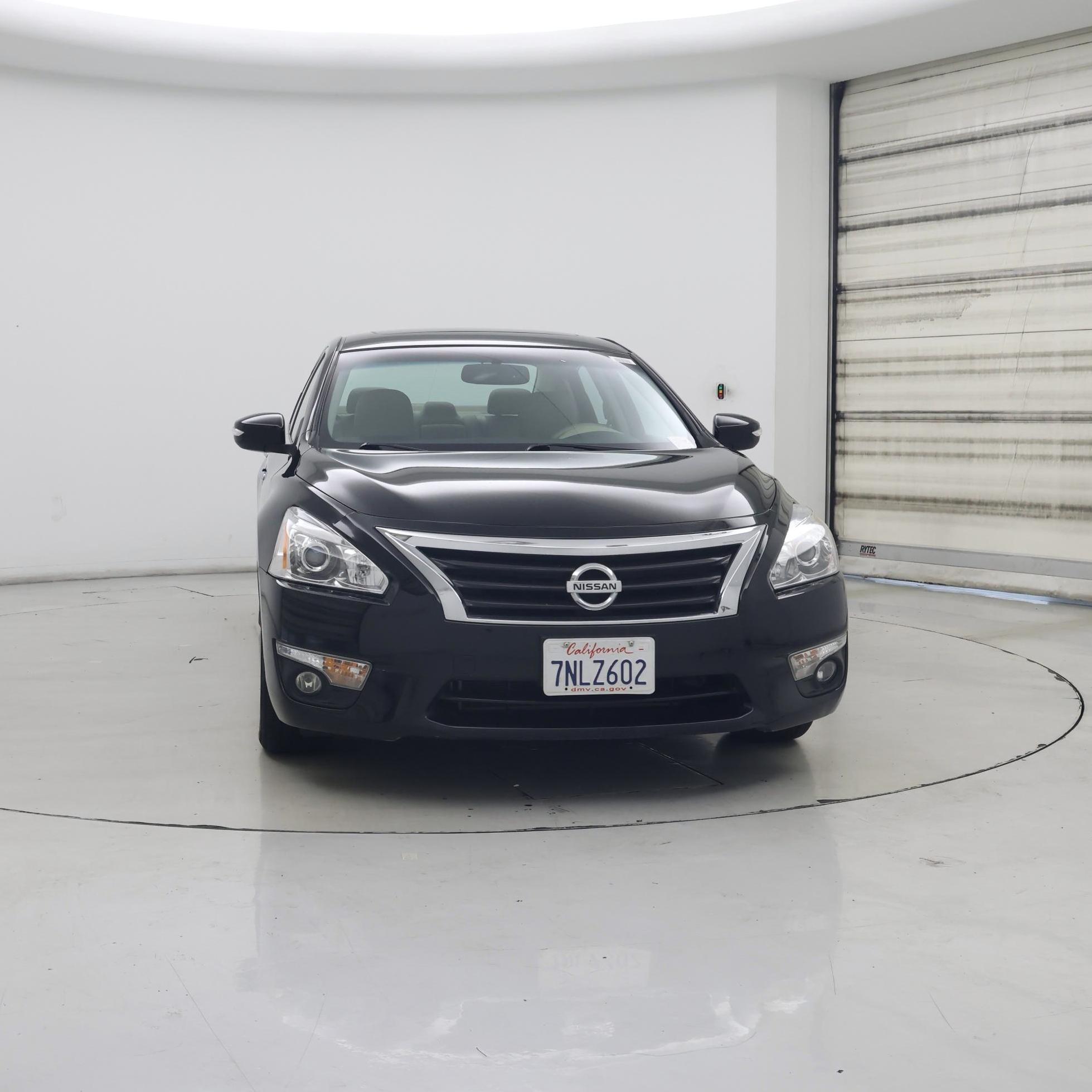 Thumbnail: 2015 Nissan Altima - 5