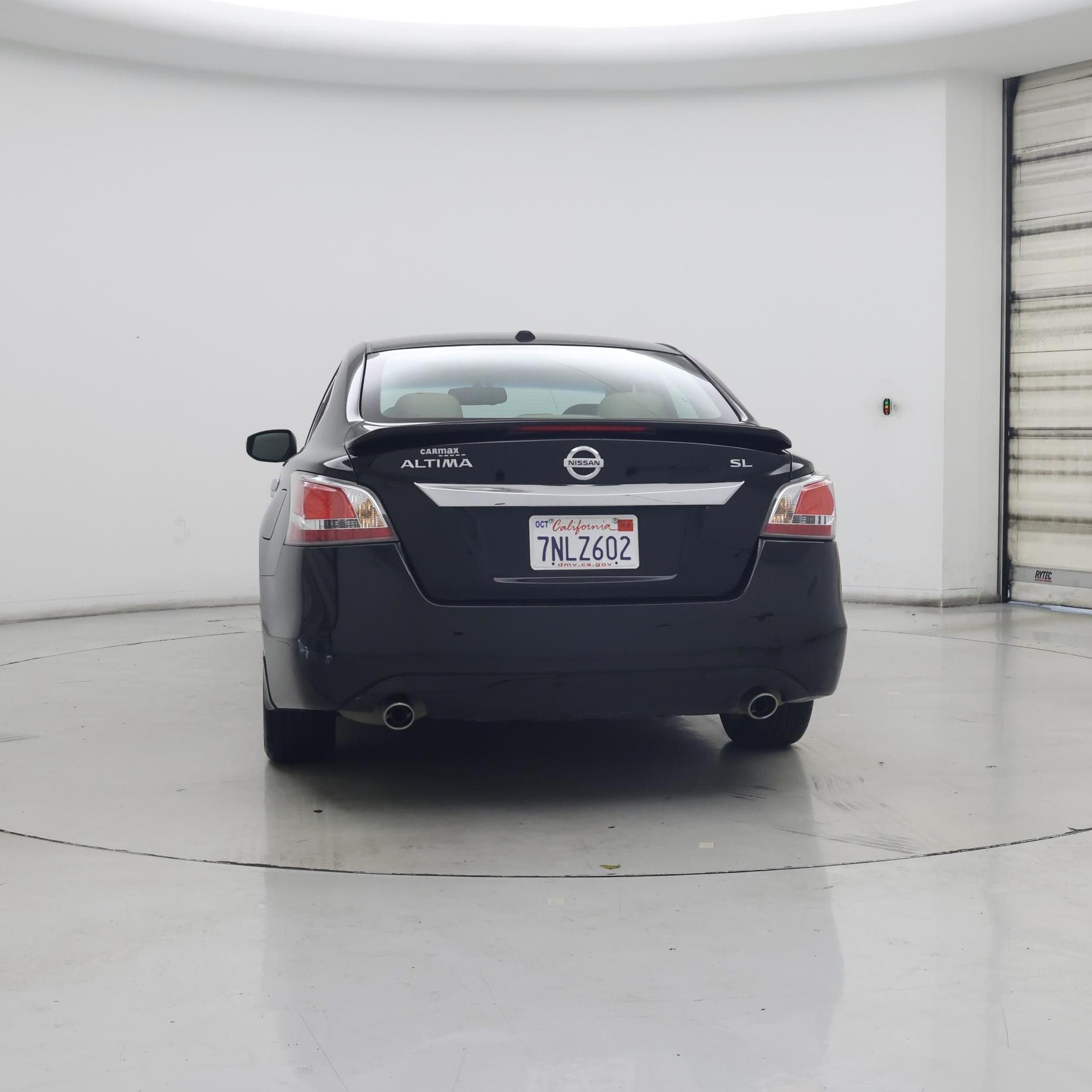 Thumbnail: 2015 Nissan Altima - 6