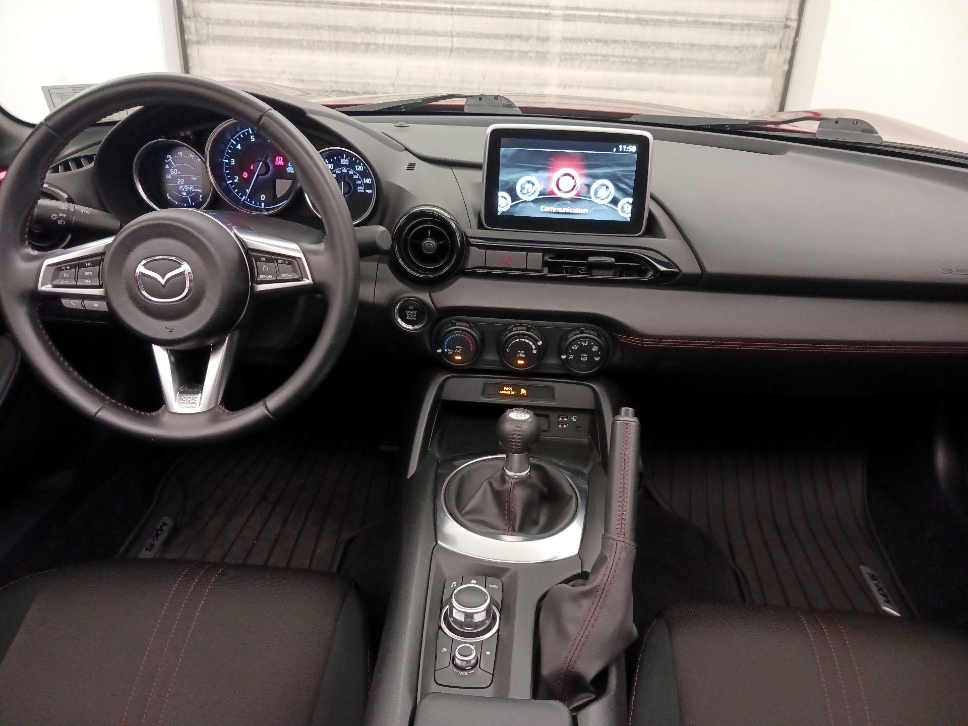 Thumbnail: 2016 Mazda MX-5 Miata - 9