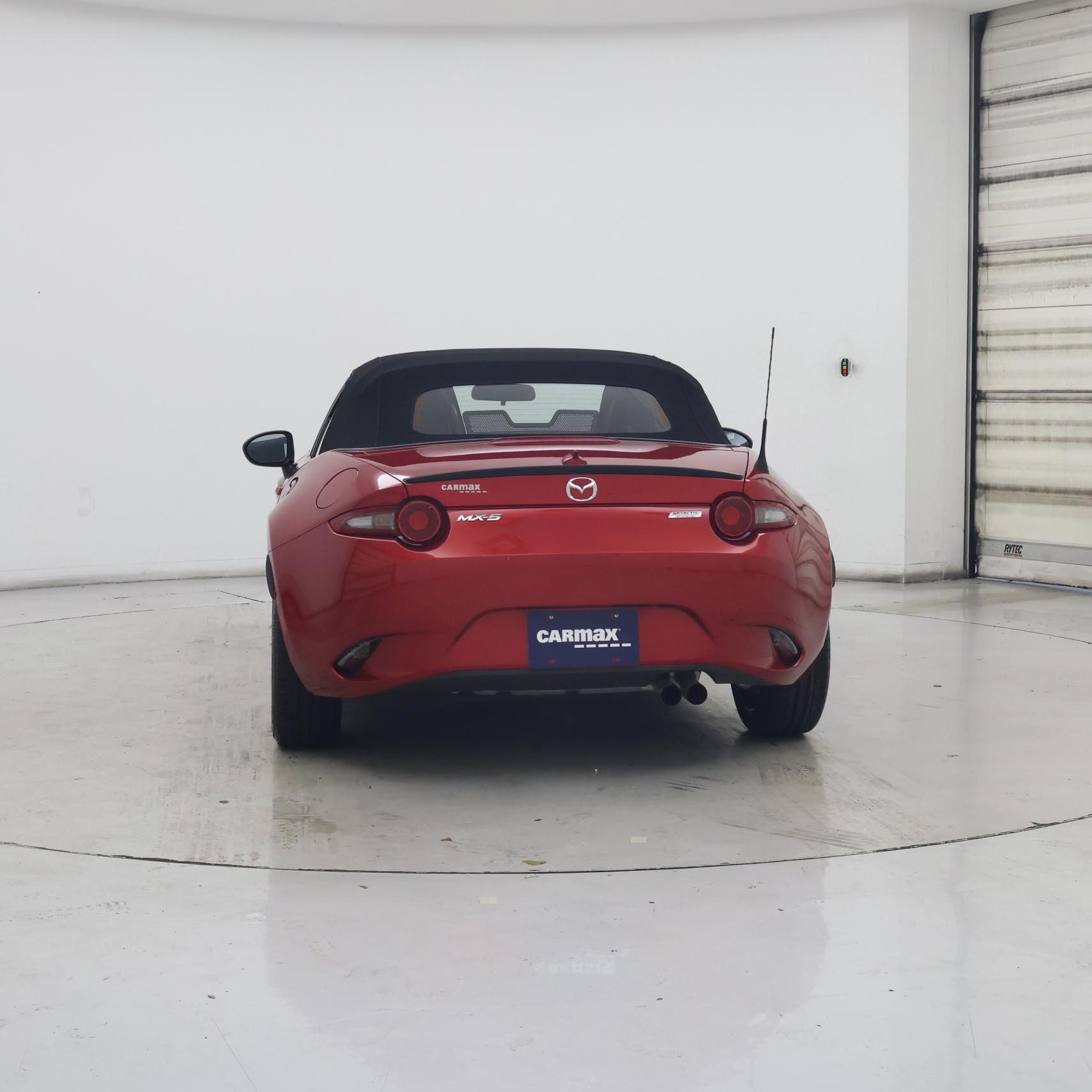 Thumbnail: 2016 Mazda MX-5 Miata - 6