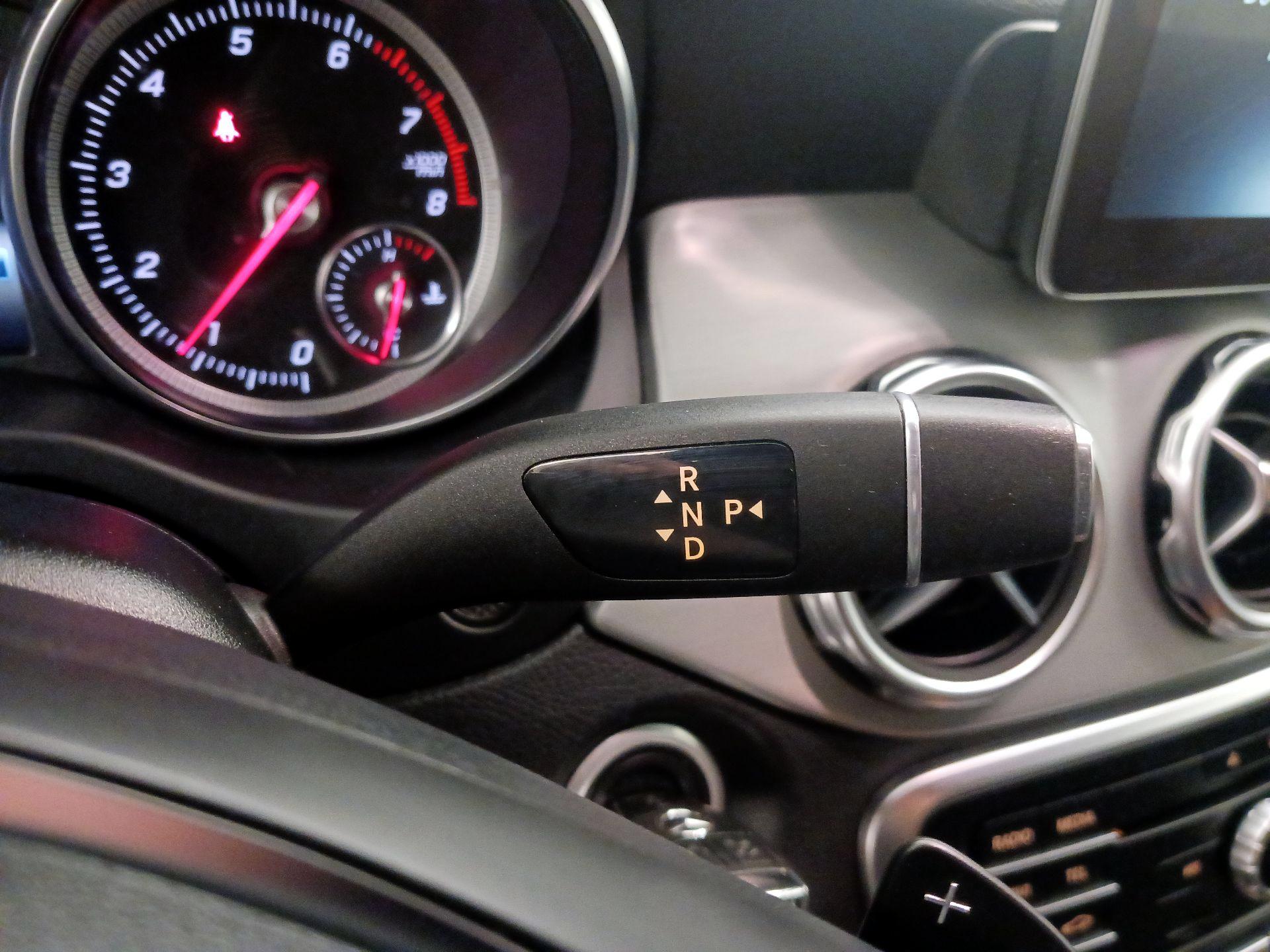 Thumbnail: 2018 Mercedes-Benz GLA - 17