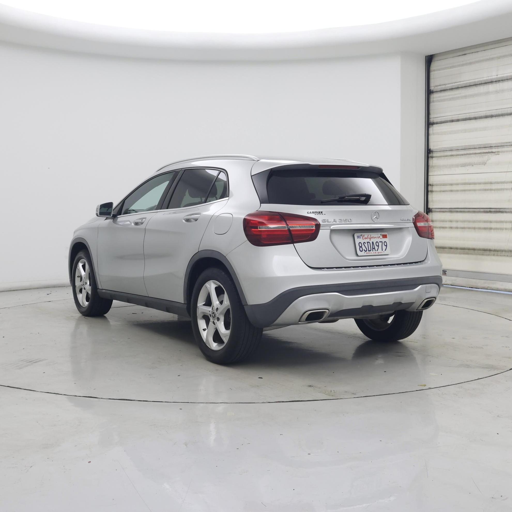 Thumbnail: 2018 Mercedes-Benz GLA - 2