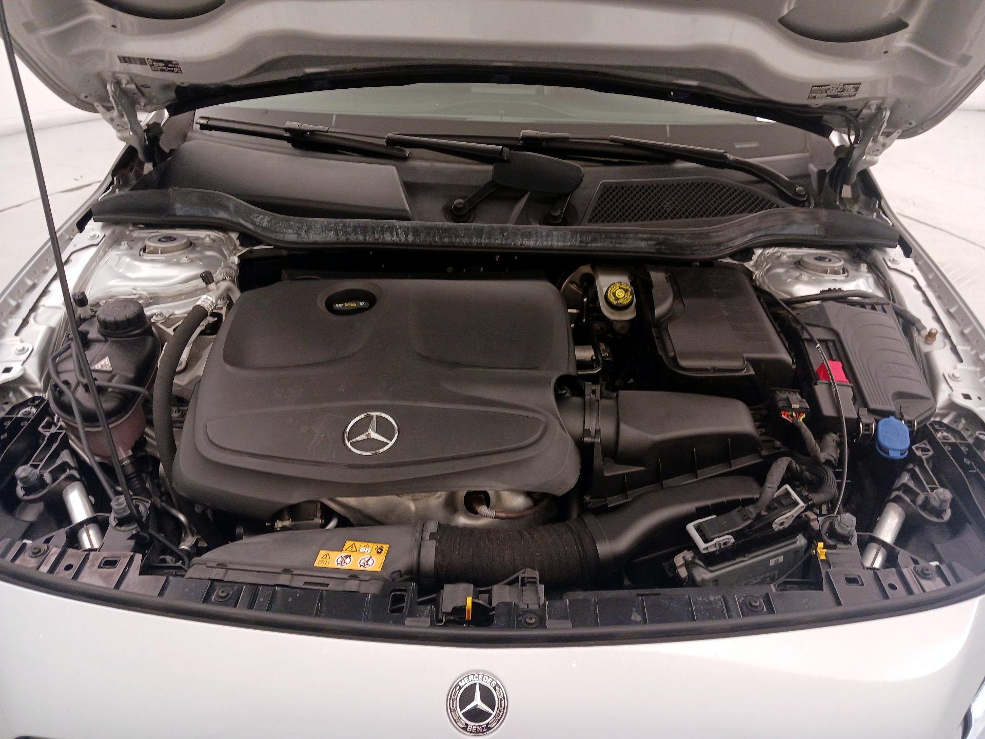Thumbnail: 2018 Mercedes-Benz GLA - 20