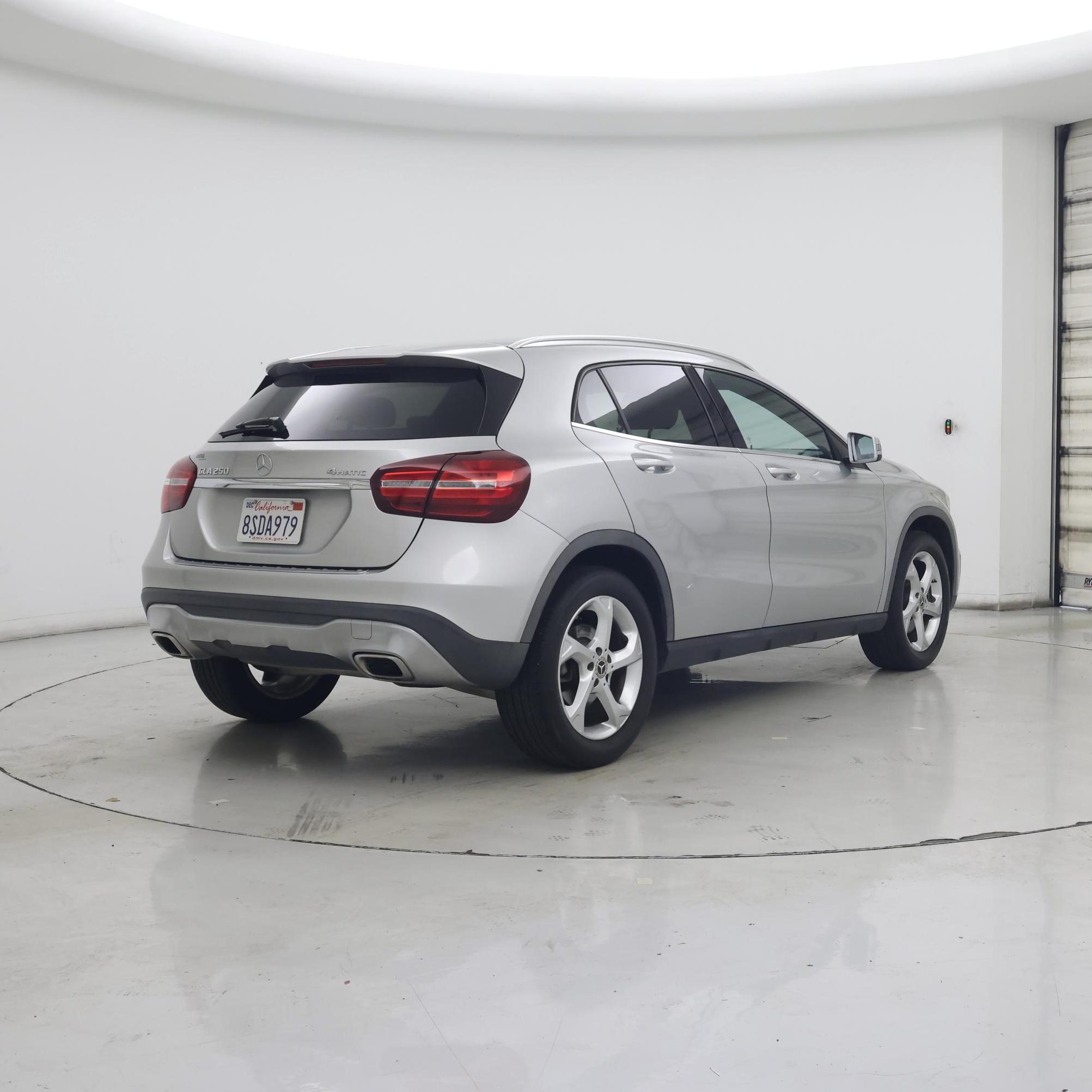 Thumbnail: 2018 Mercedes-Benz GLA - 8