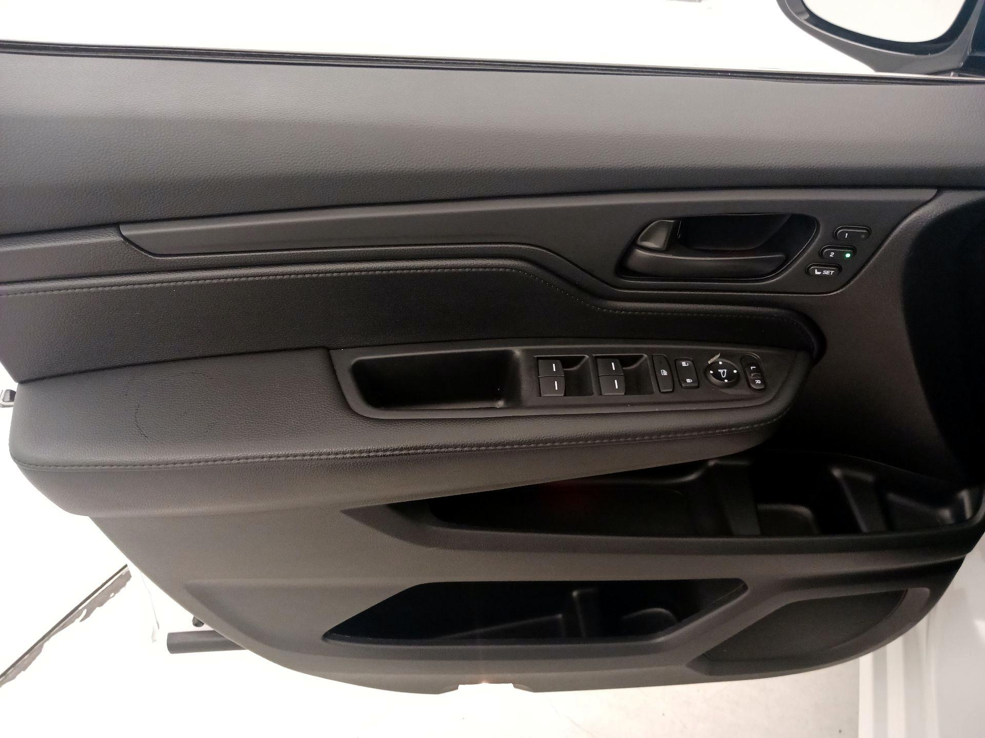 Thumbnail: 2025 Honda Odyssey - 12