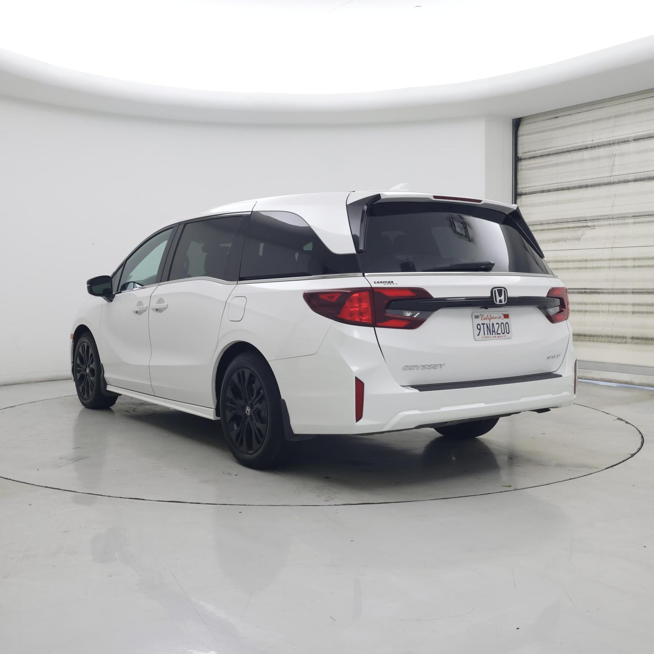 Thumbnail: 2025 Honda Odyssey - 2