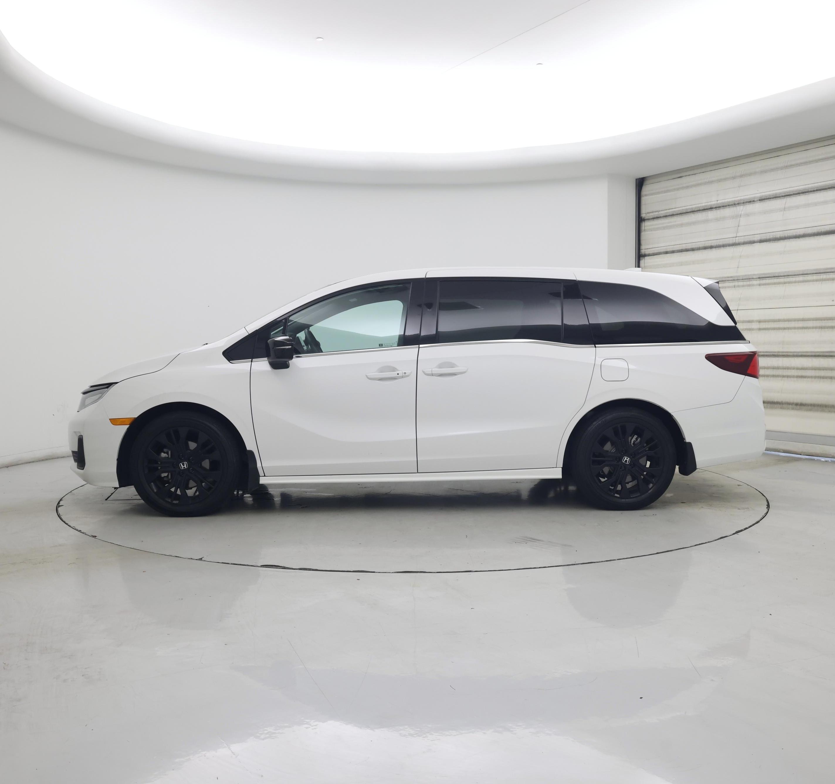 Thumbnail: 2025 Honda Odyssey - 3