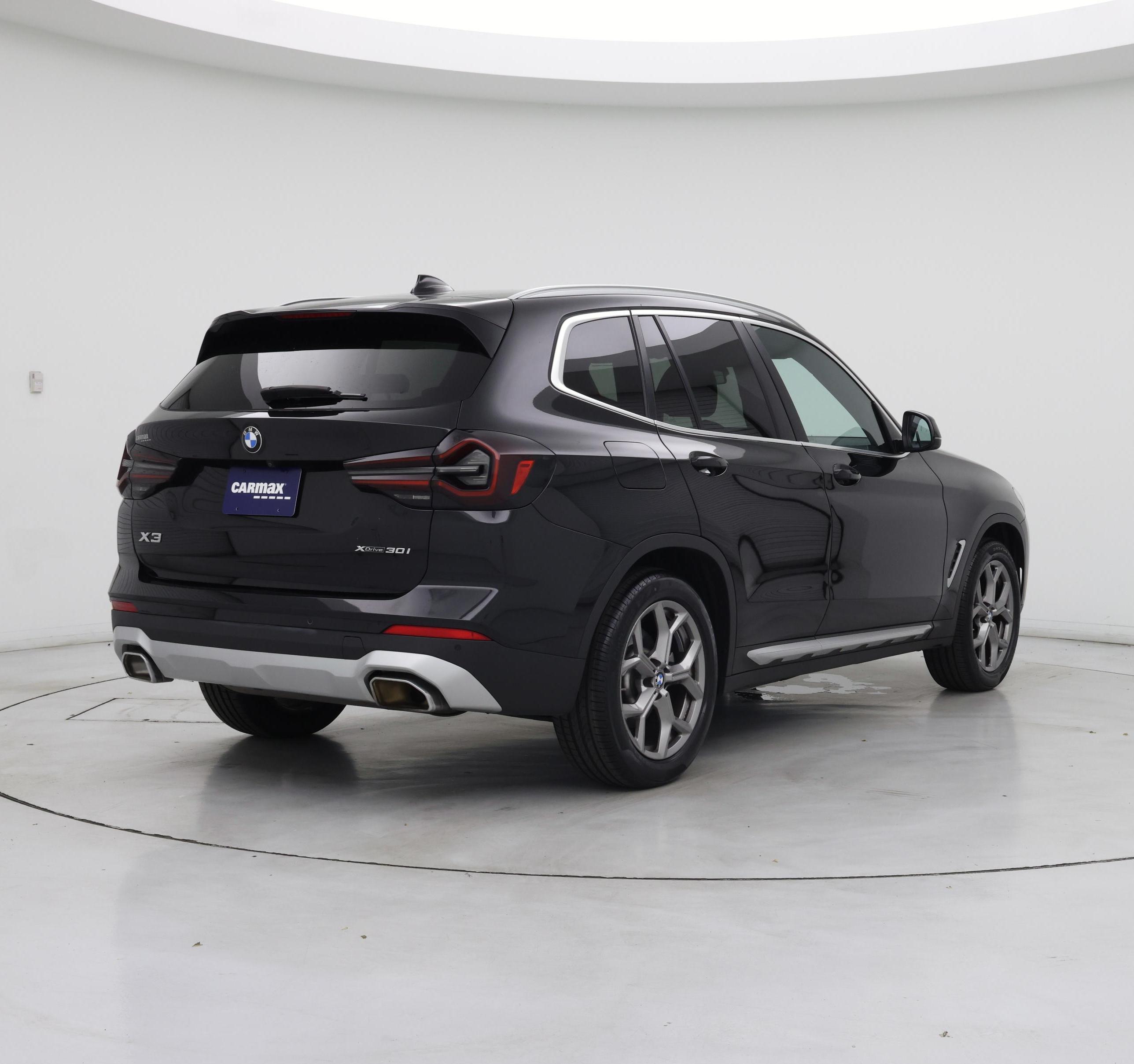 Thumbnail: 2023 BMW X3 - 8