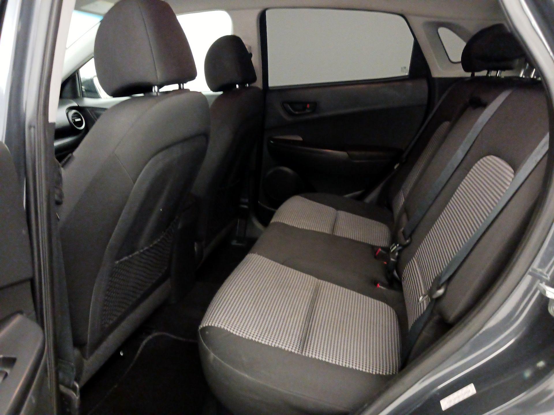 Thumbnail: 2019 Hyundai Kona - 19