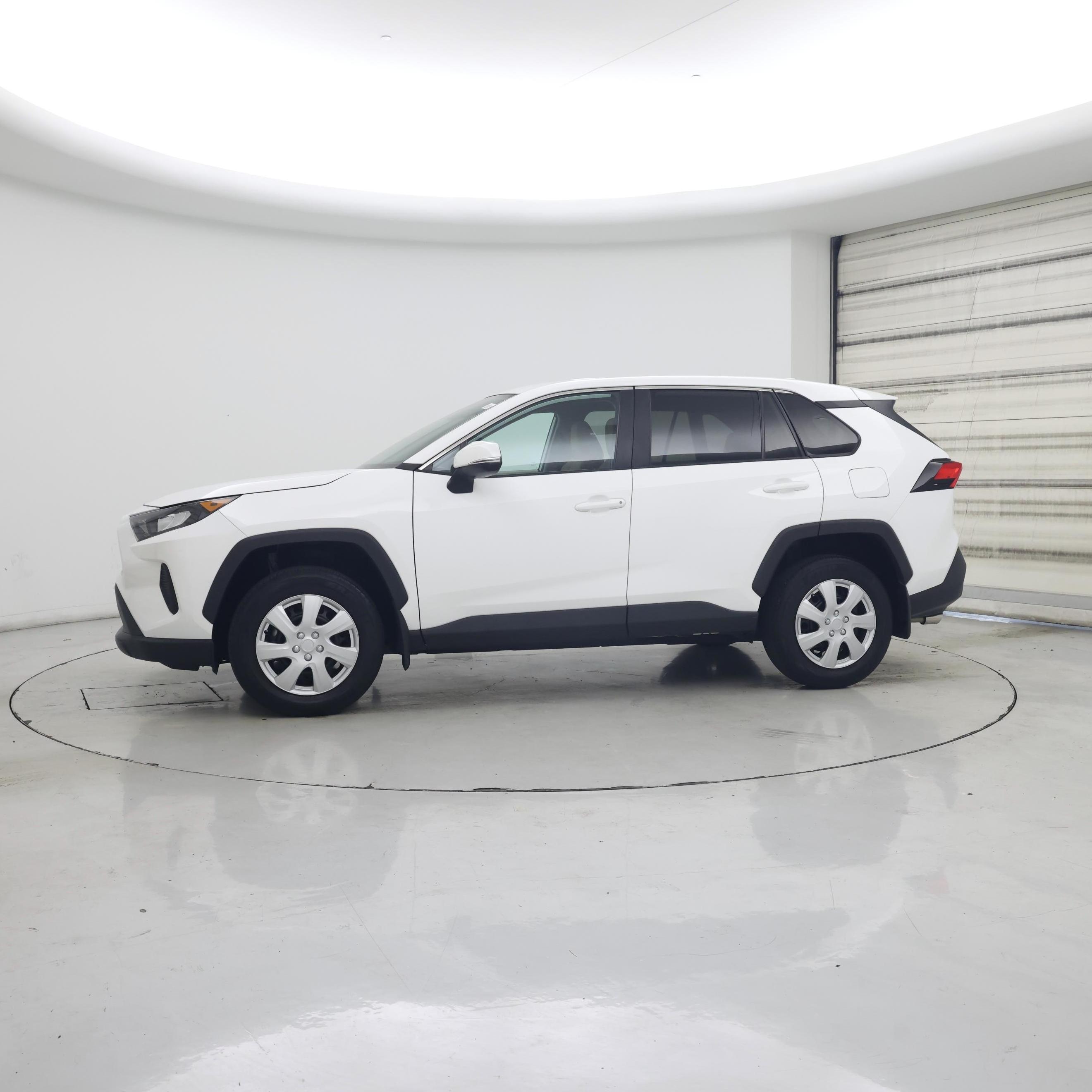 Thumbnail: 2022 Toyota RAV4 - 3