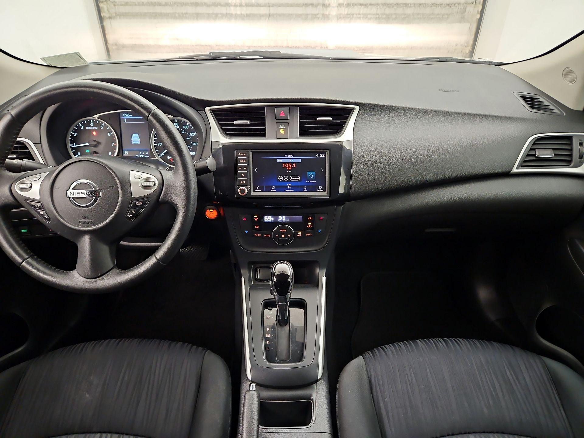 Thumbnail: 2019 Nissan Sentra - 9