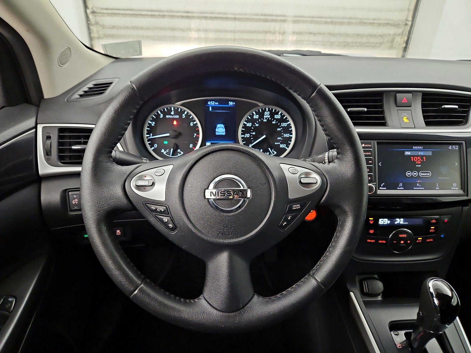Thumbnail: 2019 Nissan Sentra - 10