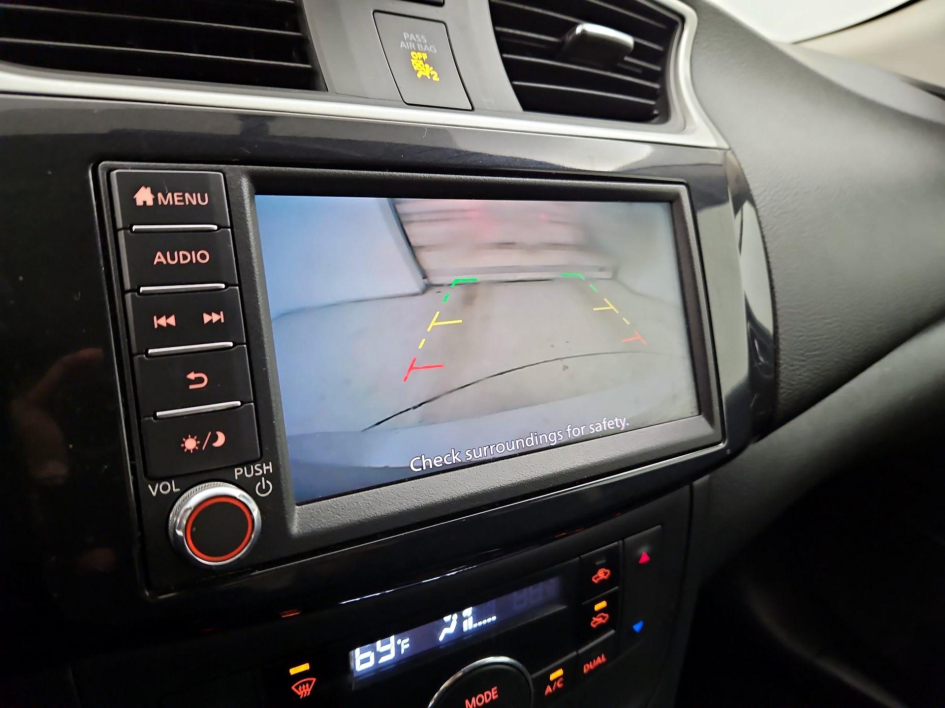 Thumbnail: 2019 Nissan Sentra - 14