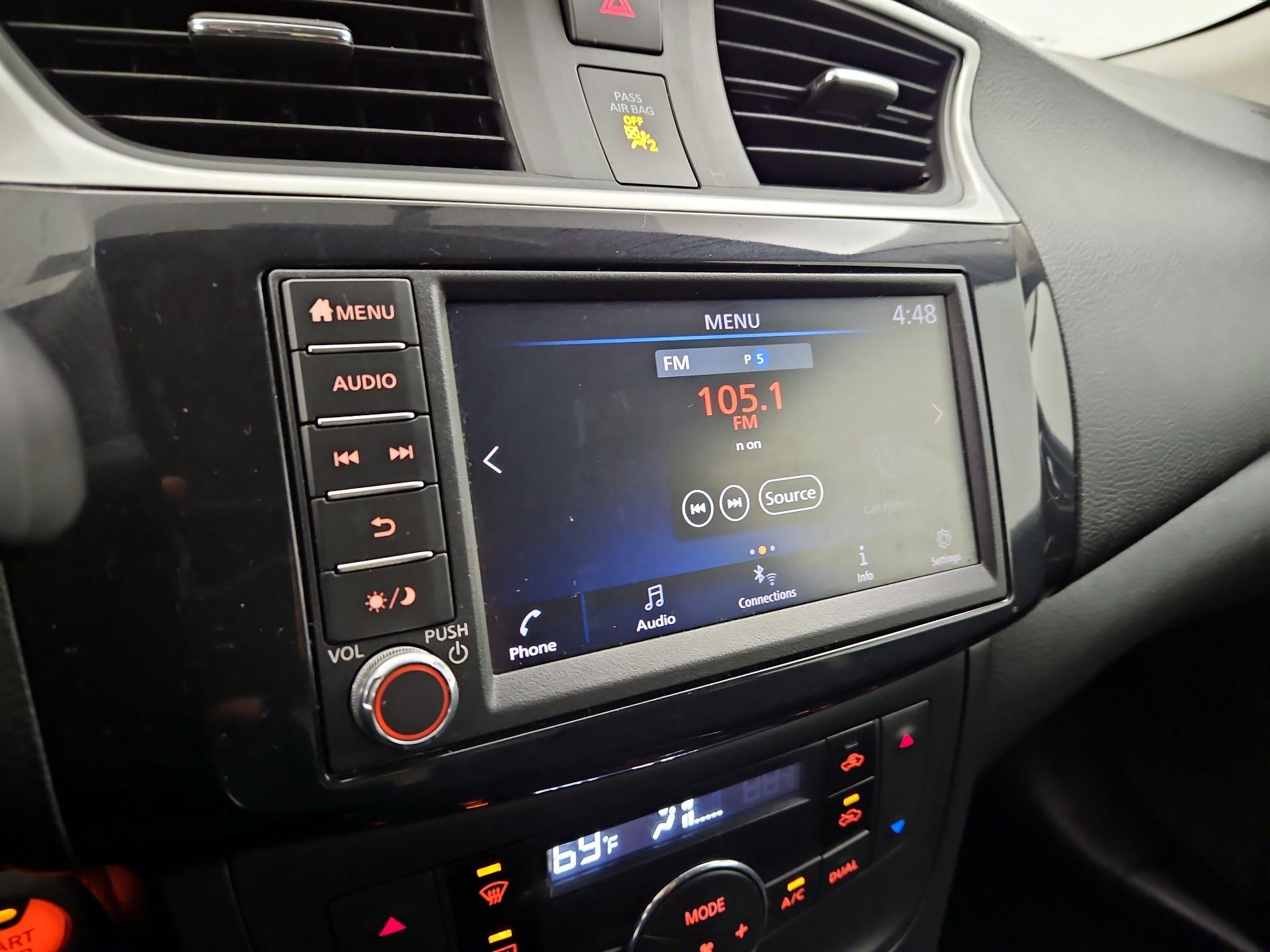 Thumbnail: 2019 Nissan Sentra - 15