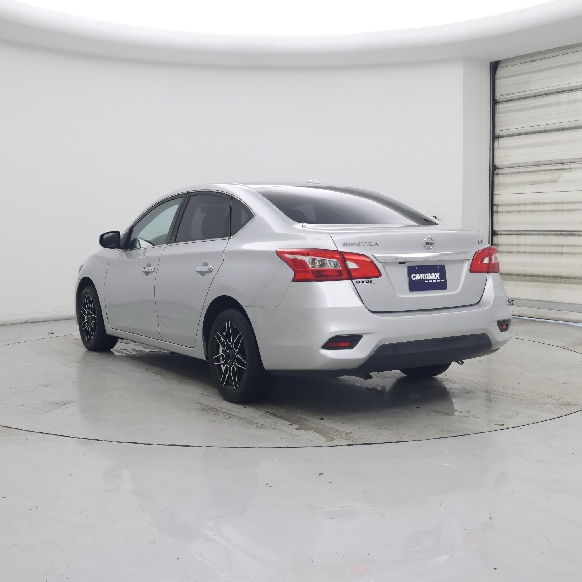 Thumbnail: 2019 Nissan Sentra - 2