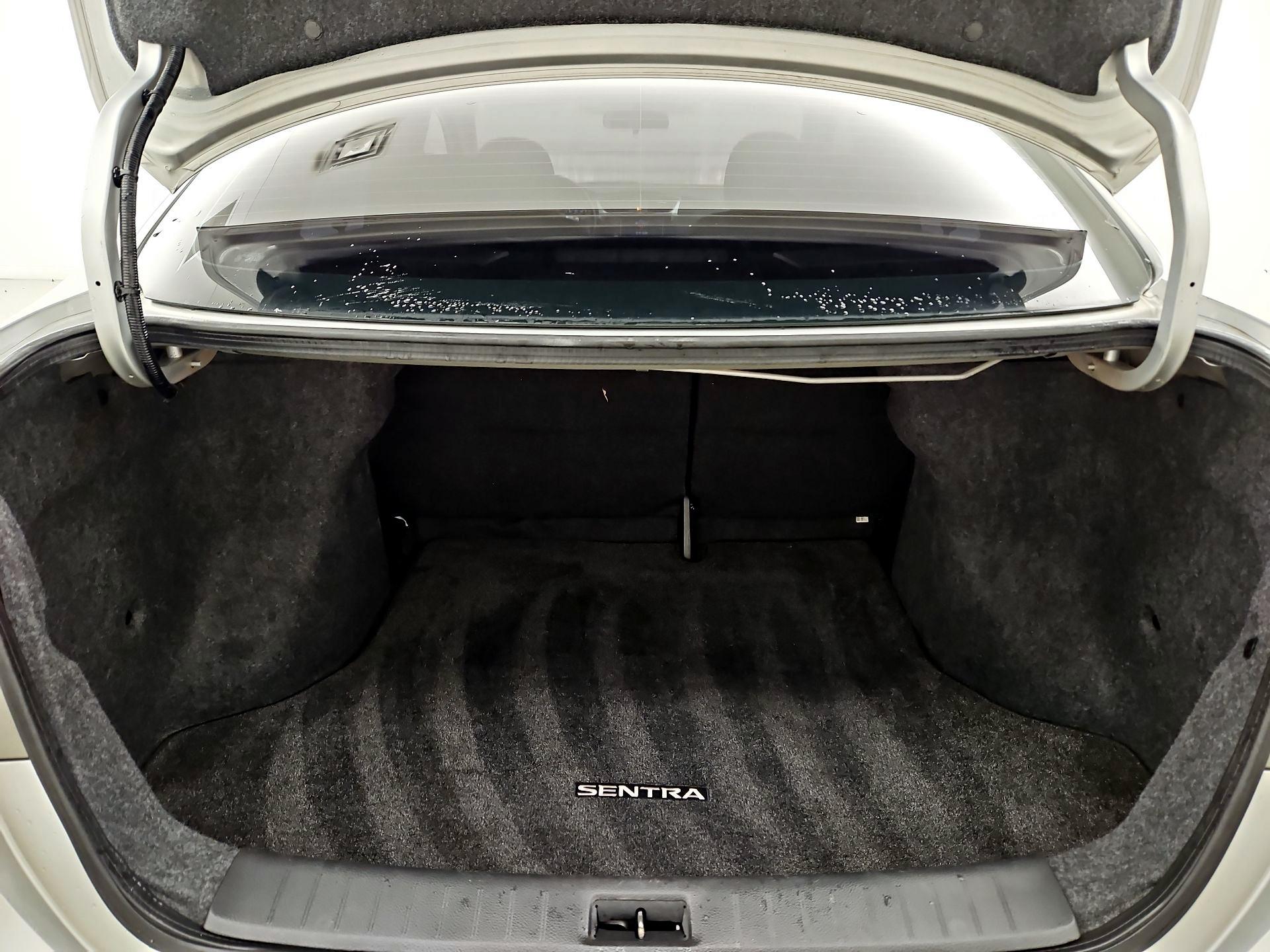 Thumbnail: 2019 Nissan Sentra - 20