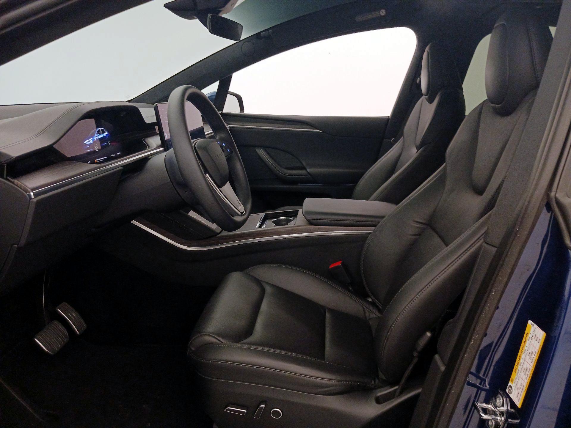 Thumbnail: 2023 Tesla Model X - 11