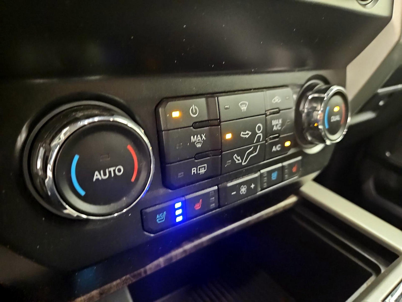 2019 Ford F-250 Super Duty Lariat - Photo 17