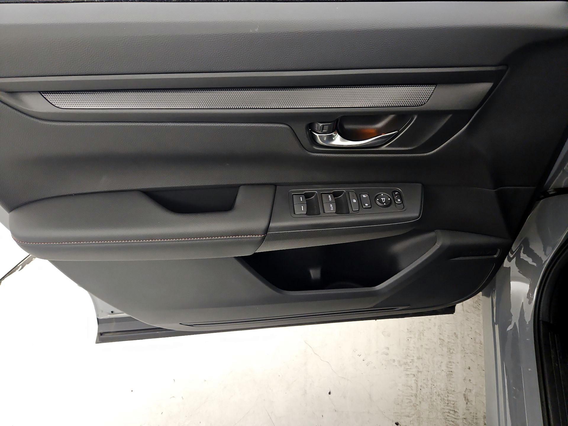 Thumbnail: 2026 Honda CR-V - 12