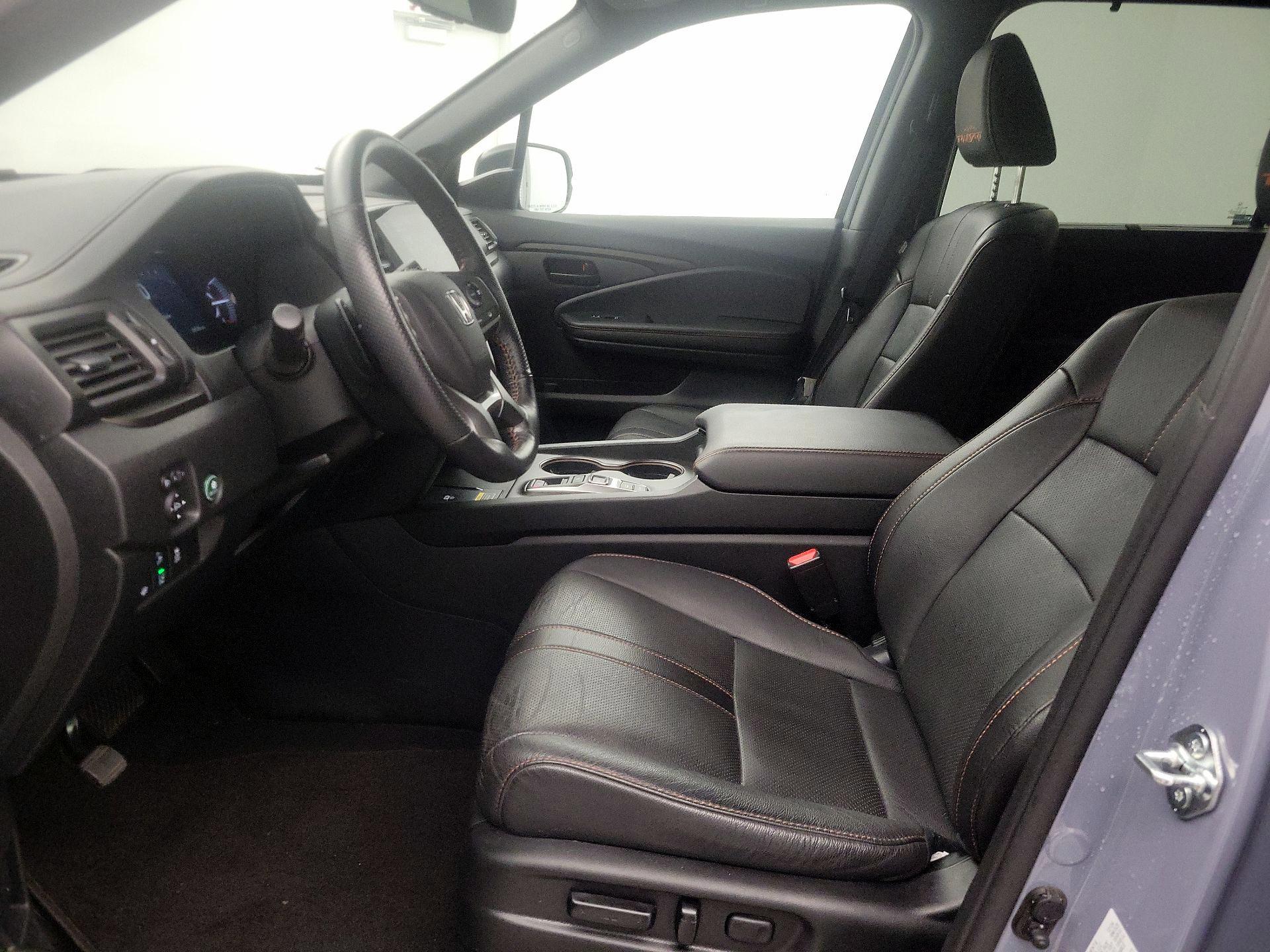 Thumbnail: 2025 Honda Passport - 11