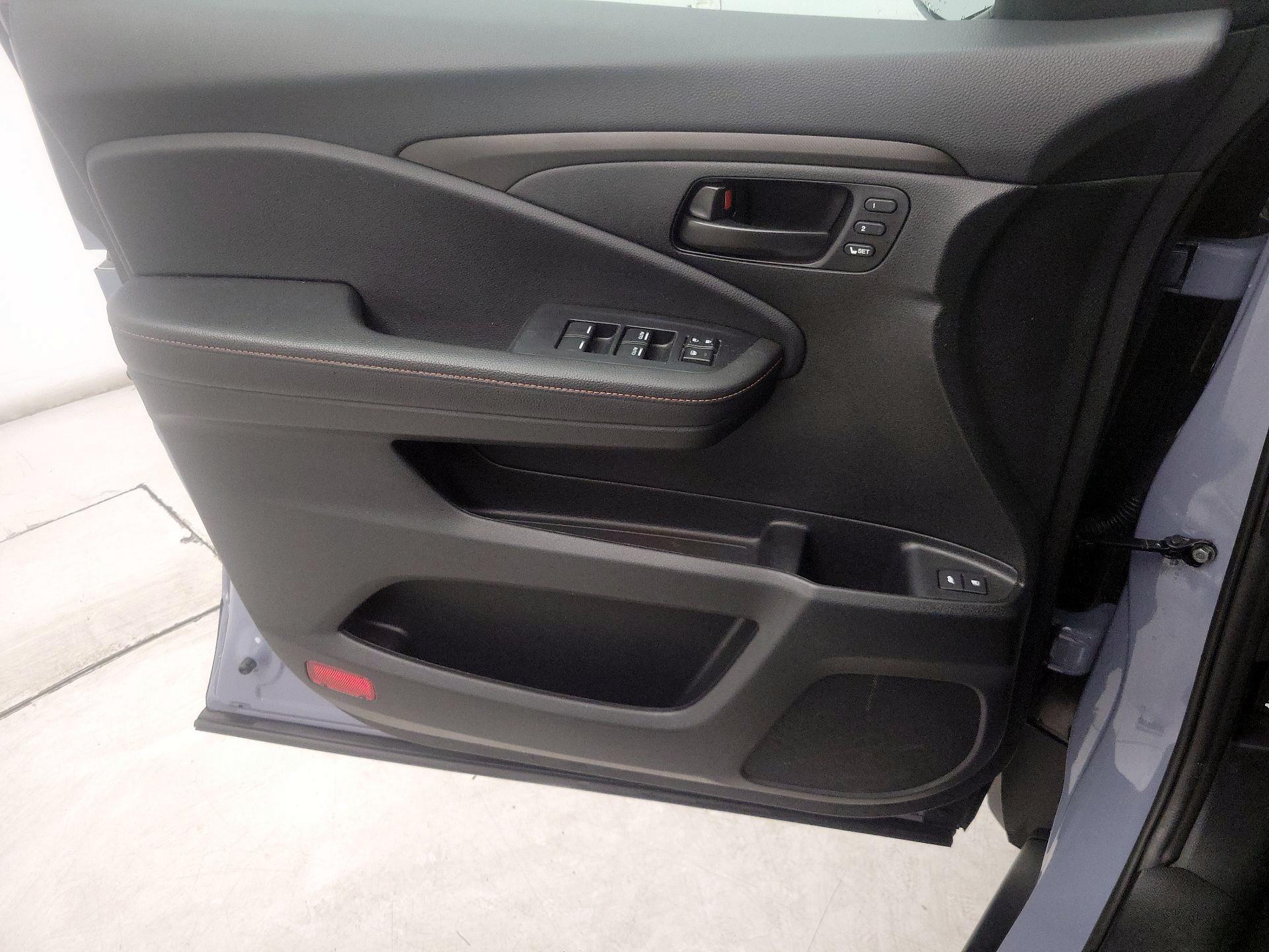 Thumbnail: 2025 Honda Passport - 12