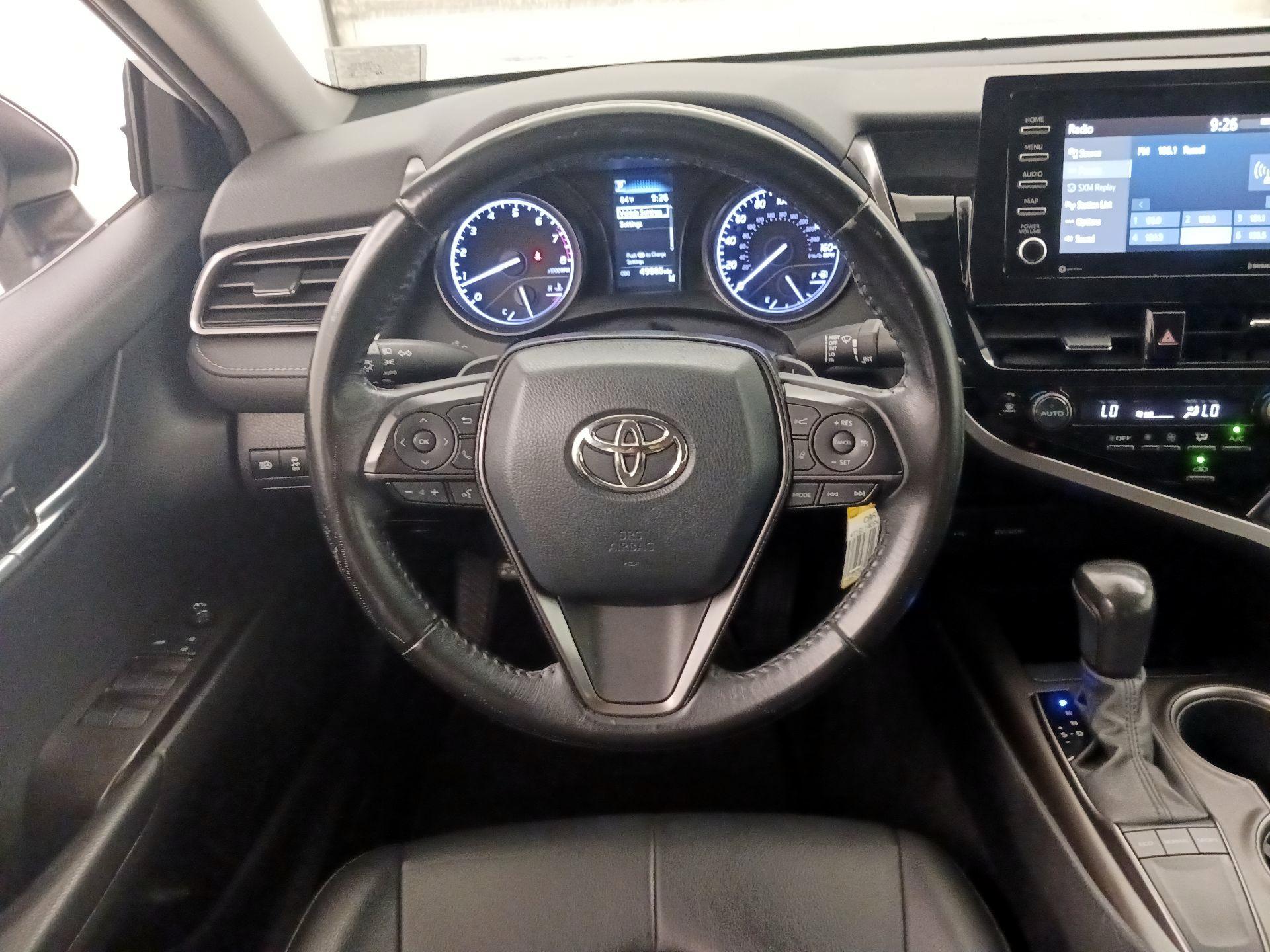 Thumbnail: 2022 Toyota Camry - 10