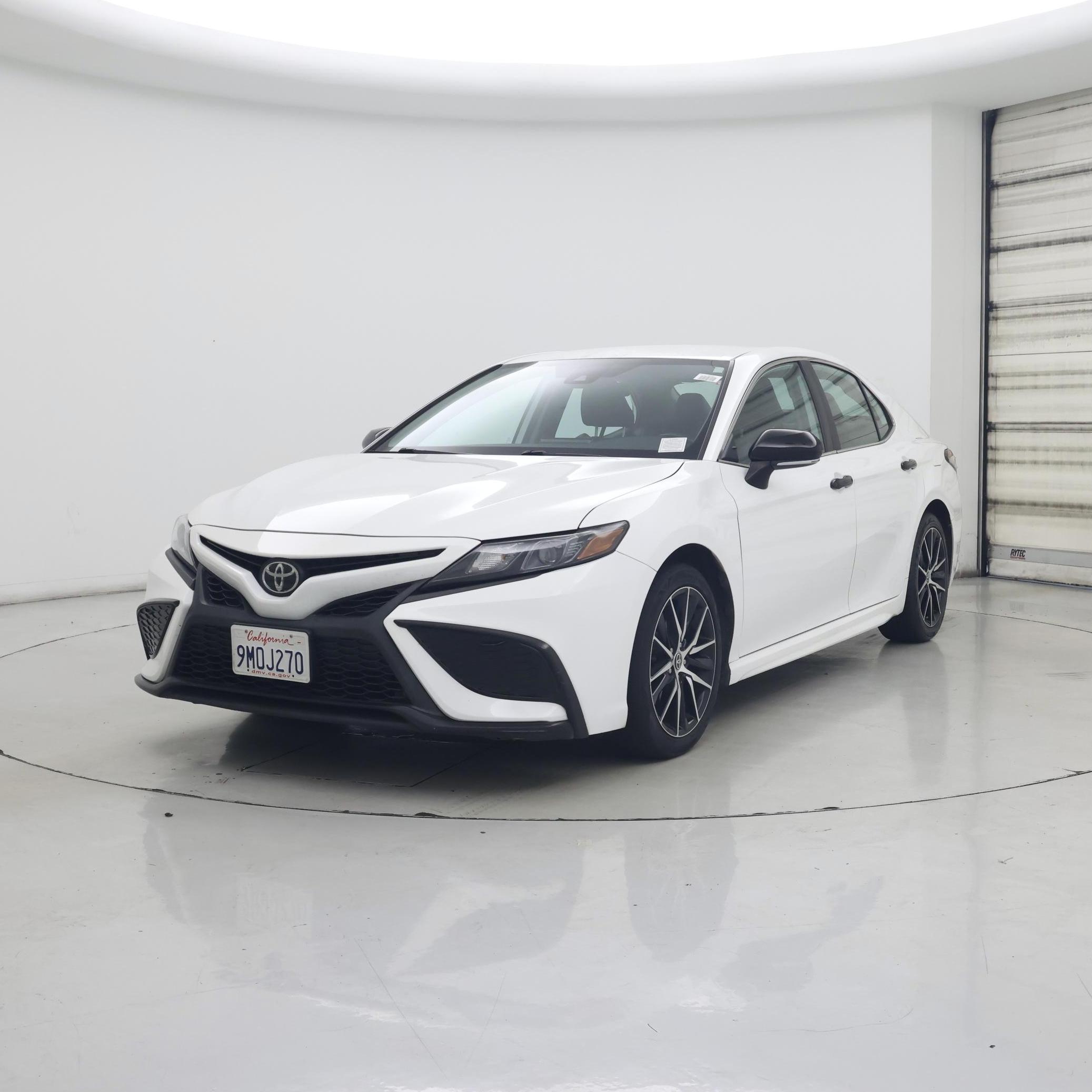 Thumbnail: 2022 Toyota Camry - 4
