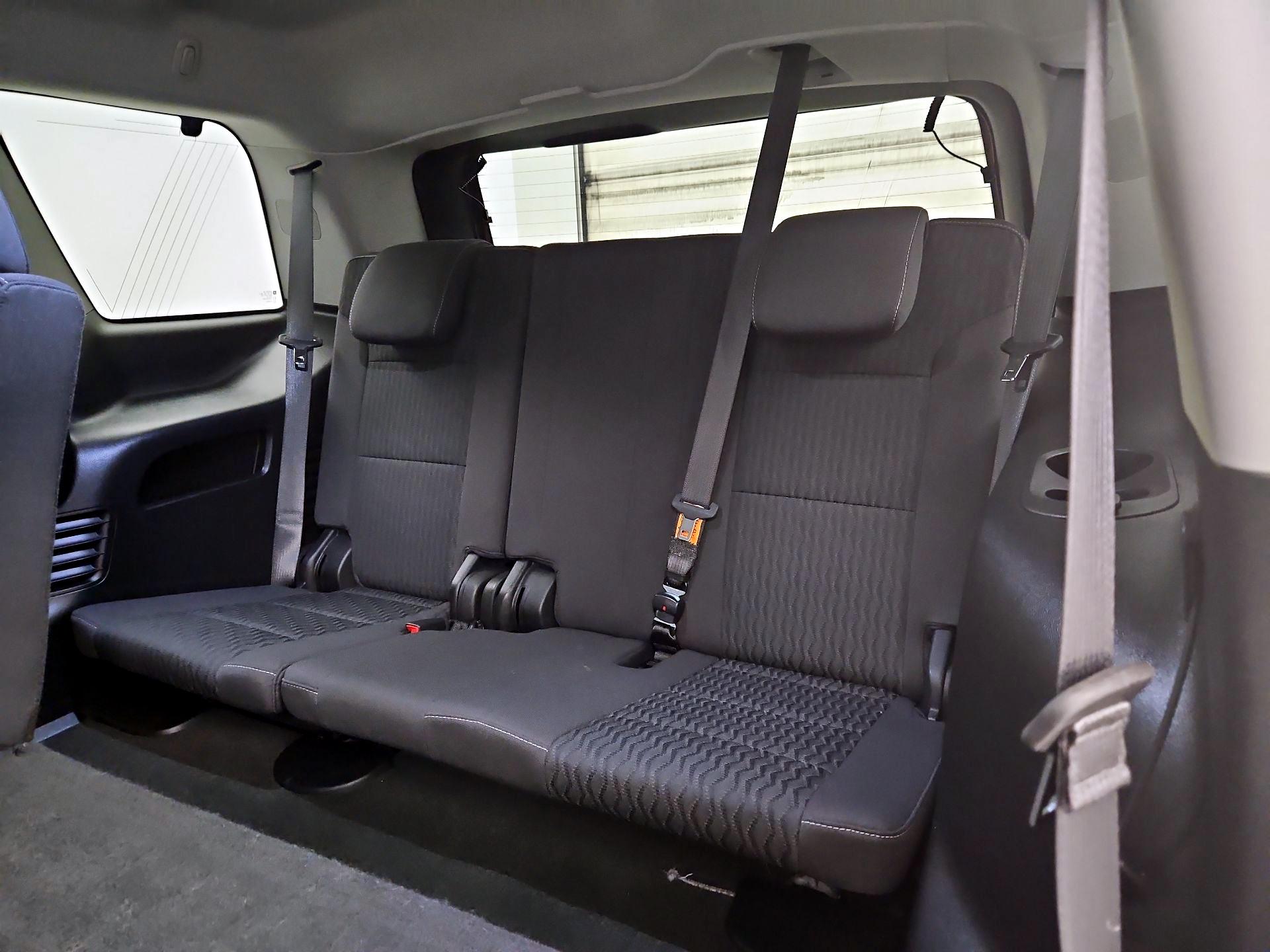 Thumbnail: 2018 Chevrolet Tahoe - 20