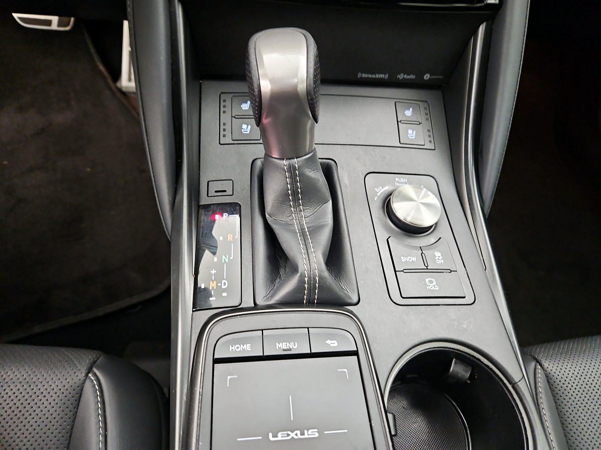 Thumbnail: 2022 Lexus IS - 17