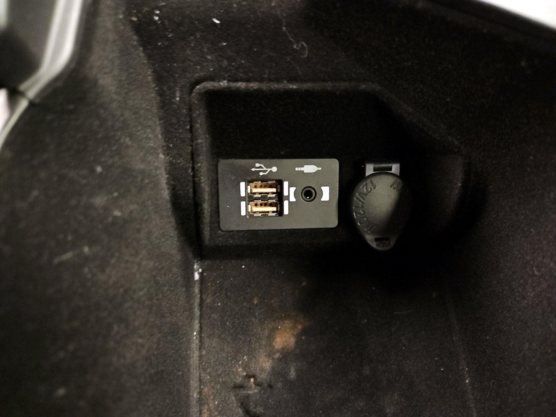 Thumbnail: 2022 Lexus IS - 18