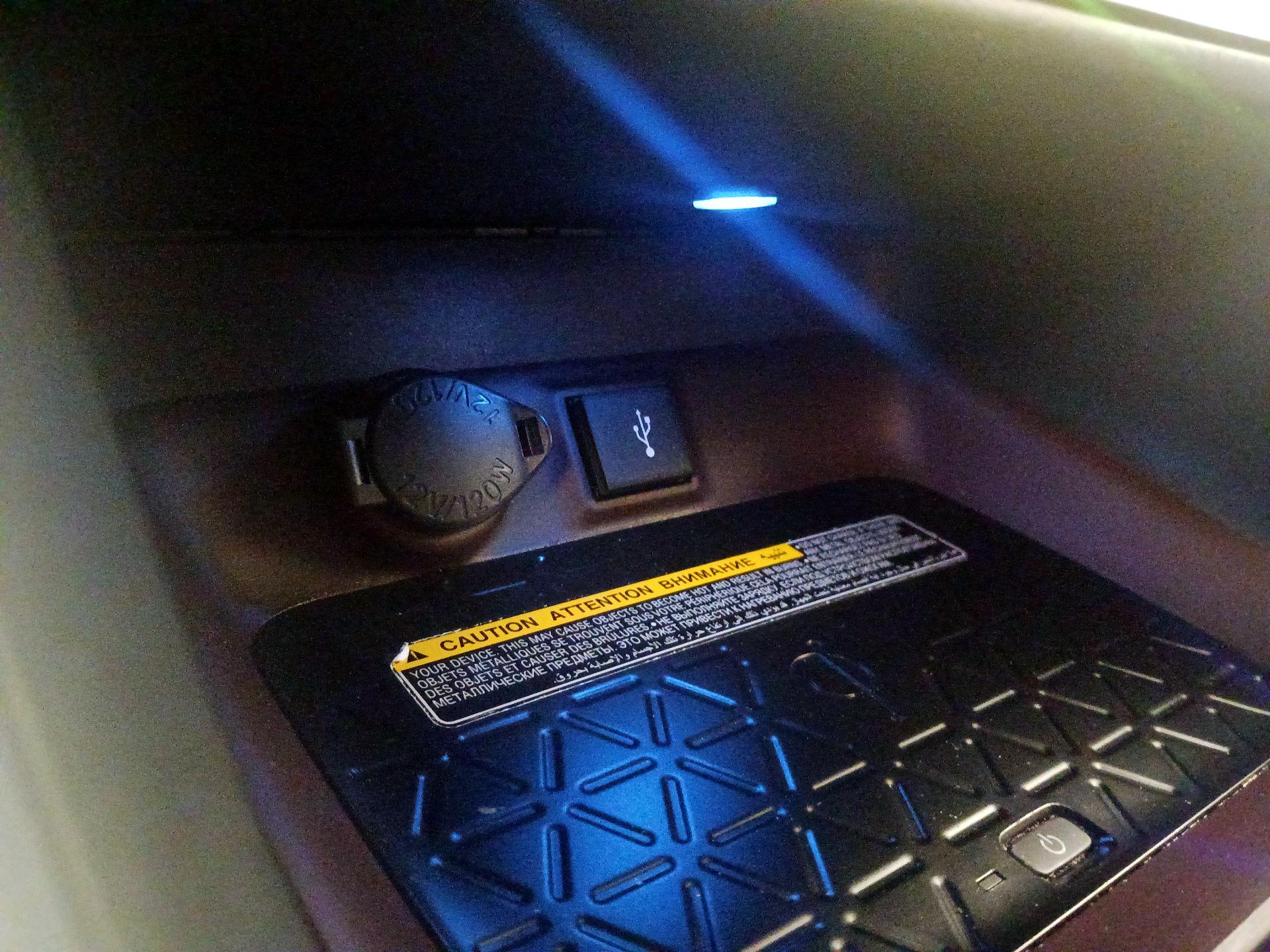 Thumbnail: 2021 Toyota RAV4 - 19