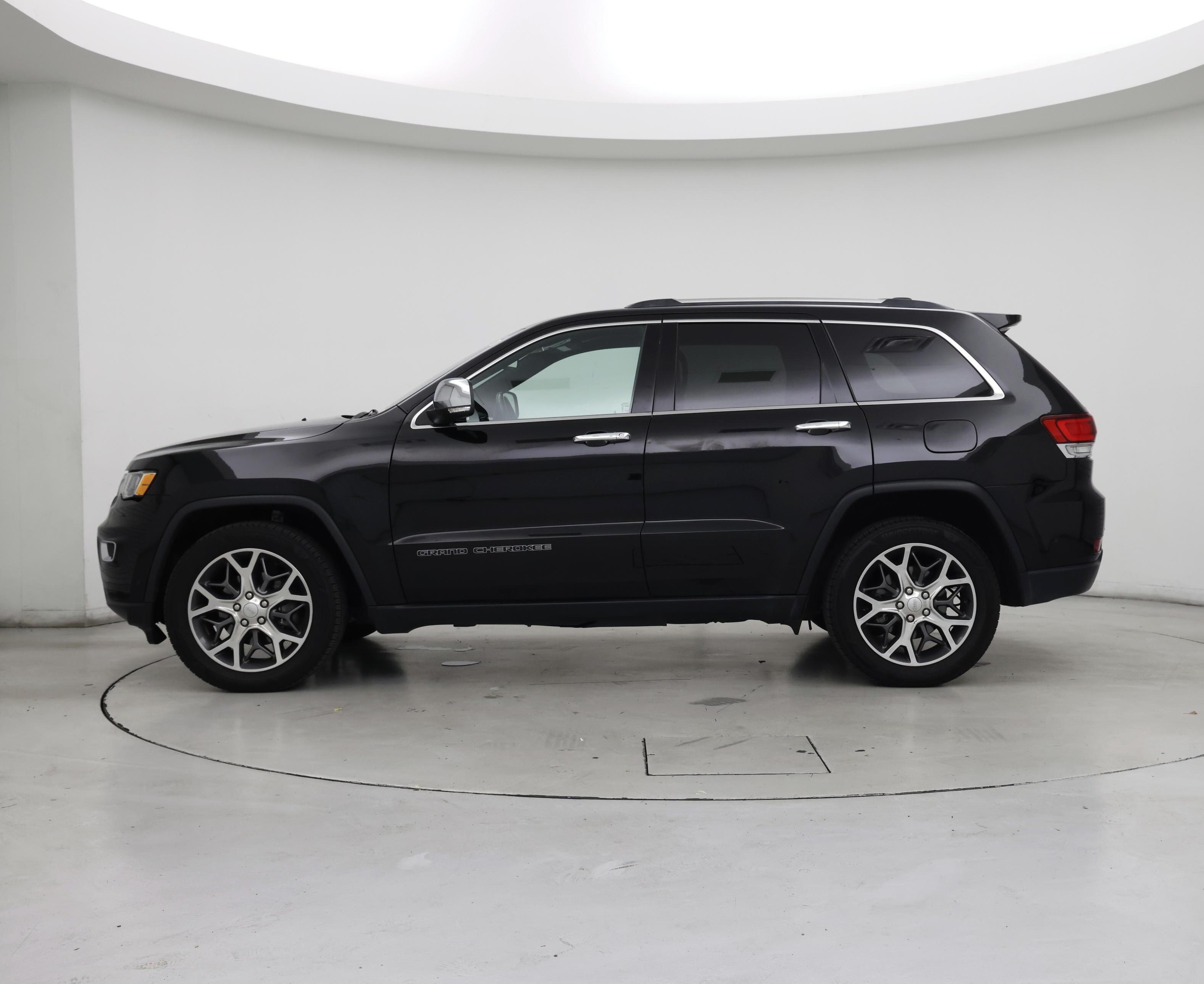 Thumbnail: 2020 Jeep Grand Cherokee - 3