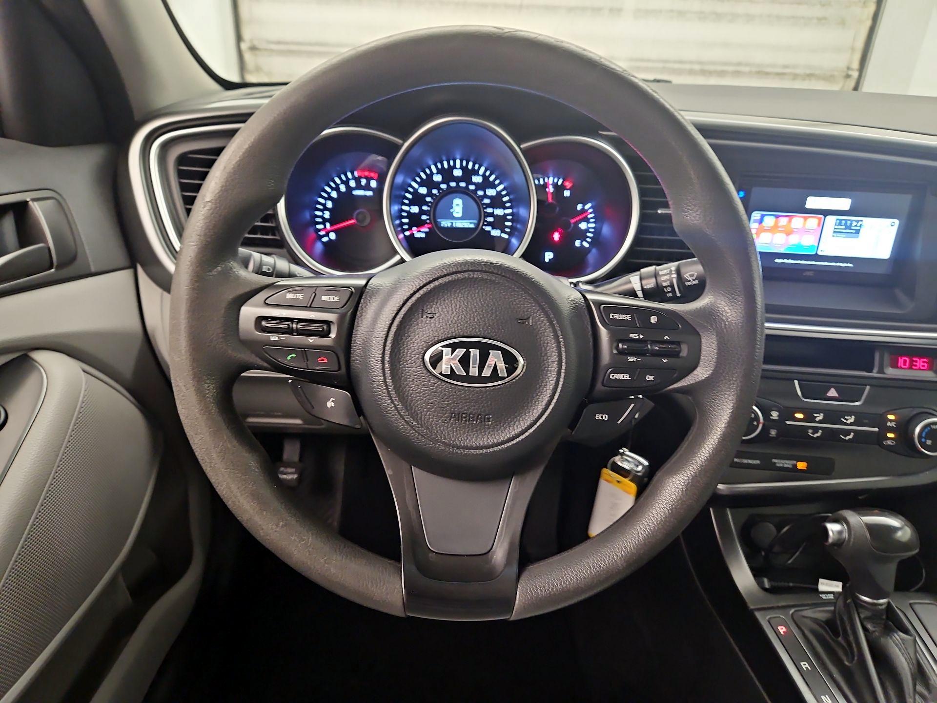 Thumbnail: 2014 Kia Optima - 10