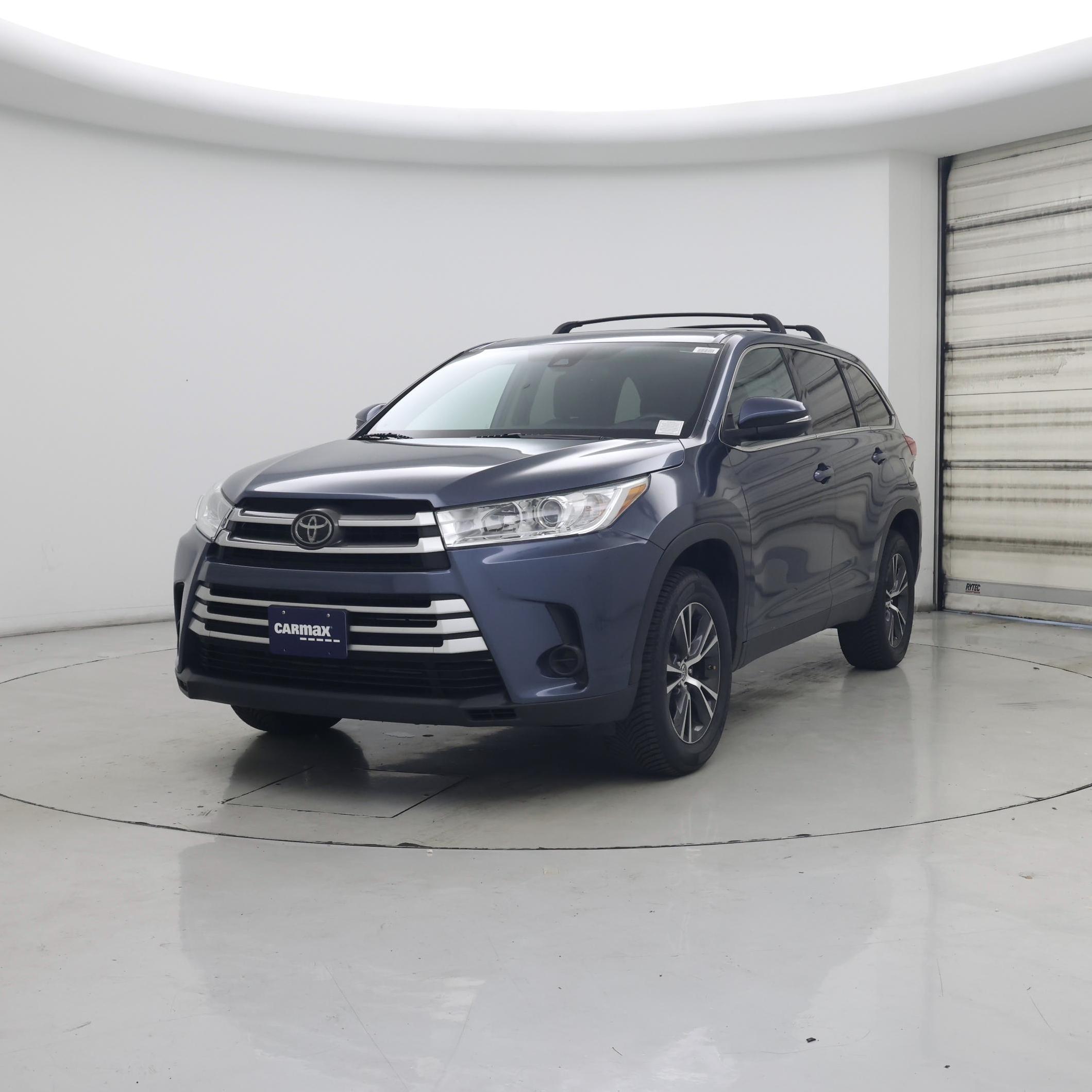 Thumbnail: 2019 Toyota Highlander - 4