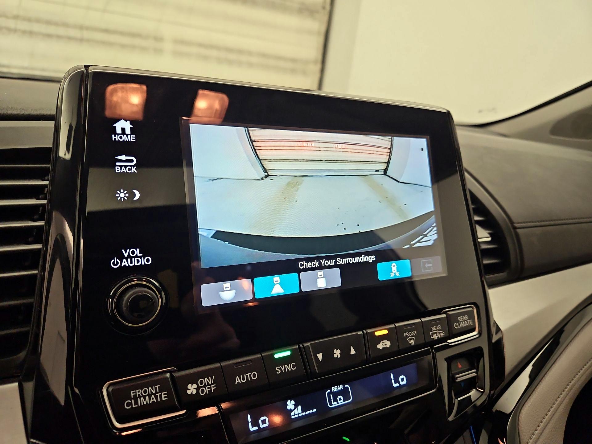 Thumbnail: 2019 Honda Odyssey - 15