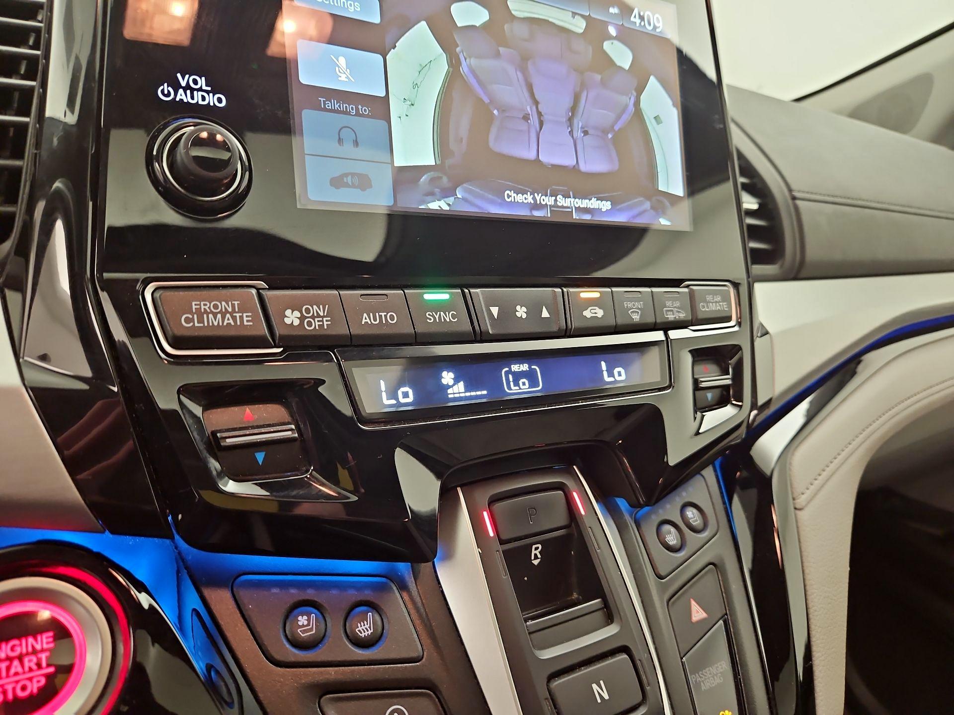 Thumbnail: 2019 Honda Odyssey - 17