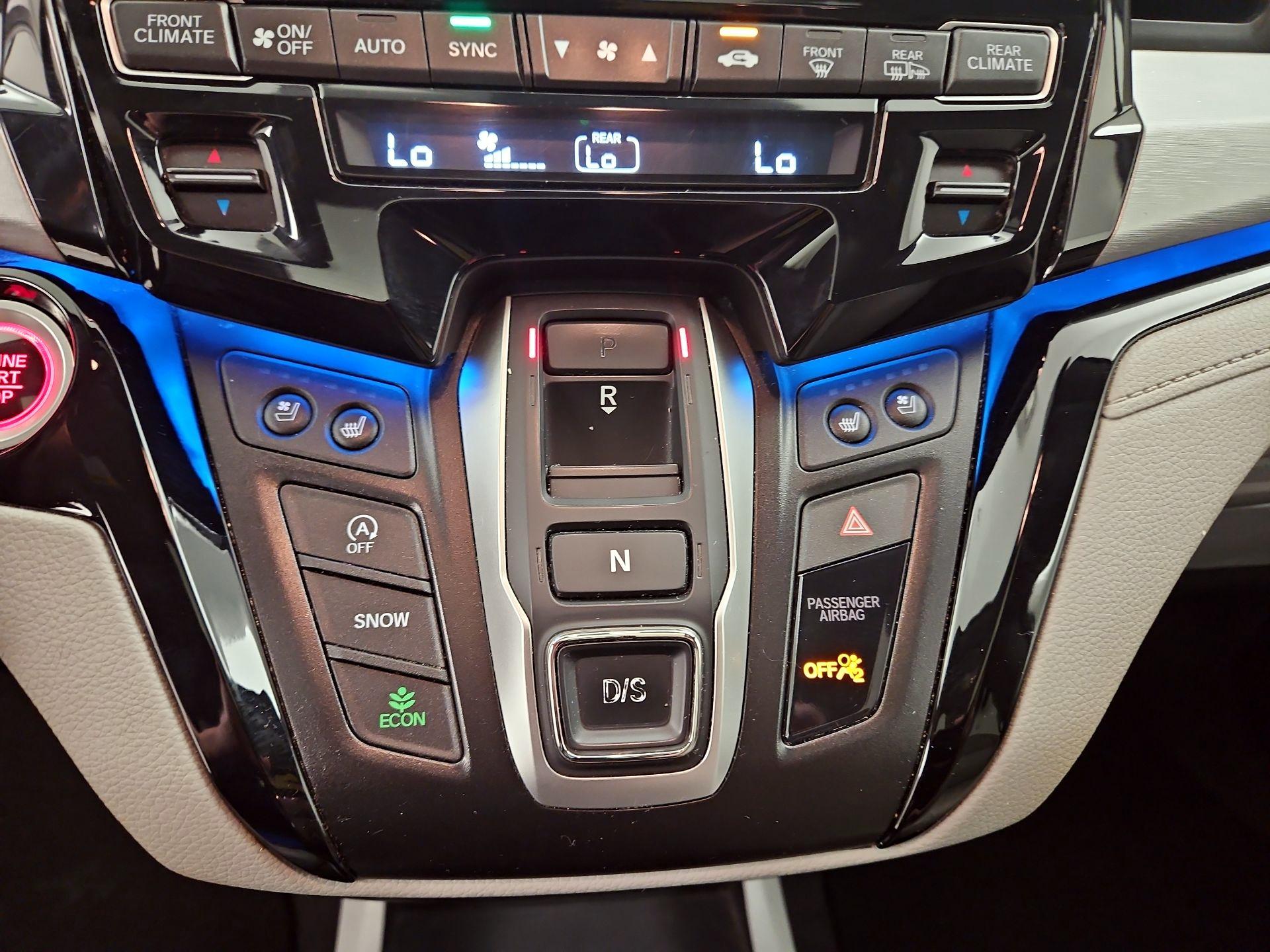 Thumbnail: 2019 Honda Odyssey - 18