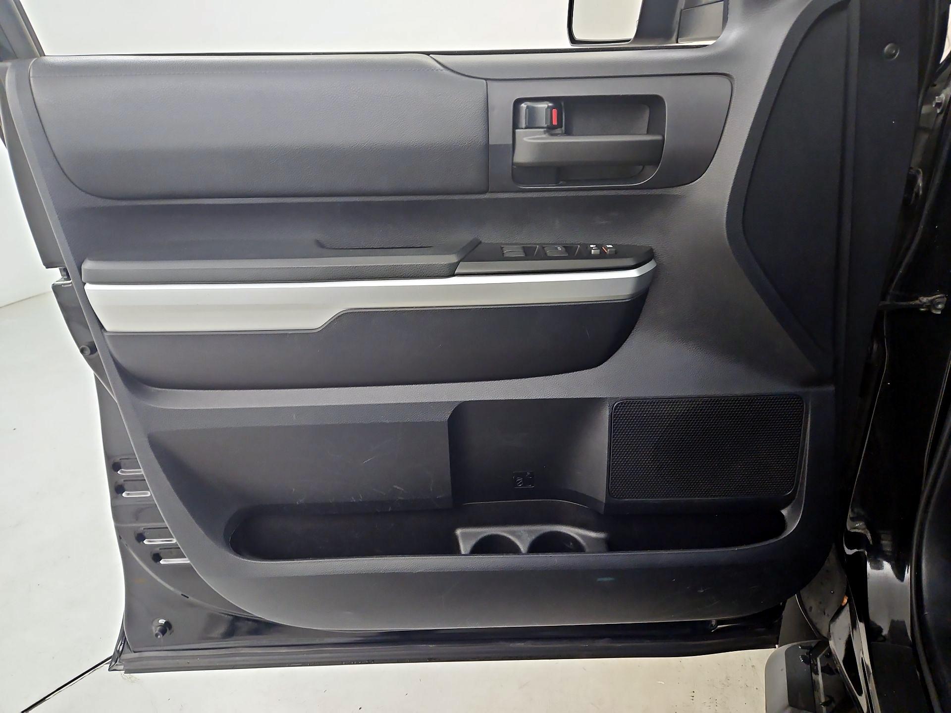 Thumbnail: 2014 Toyota Tundra - 12