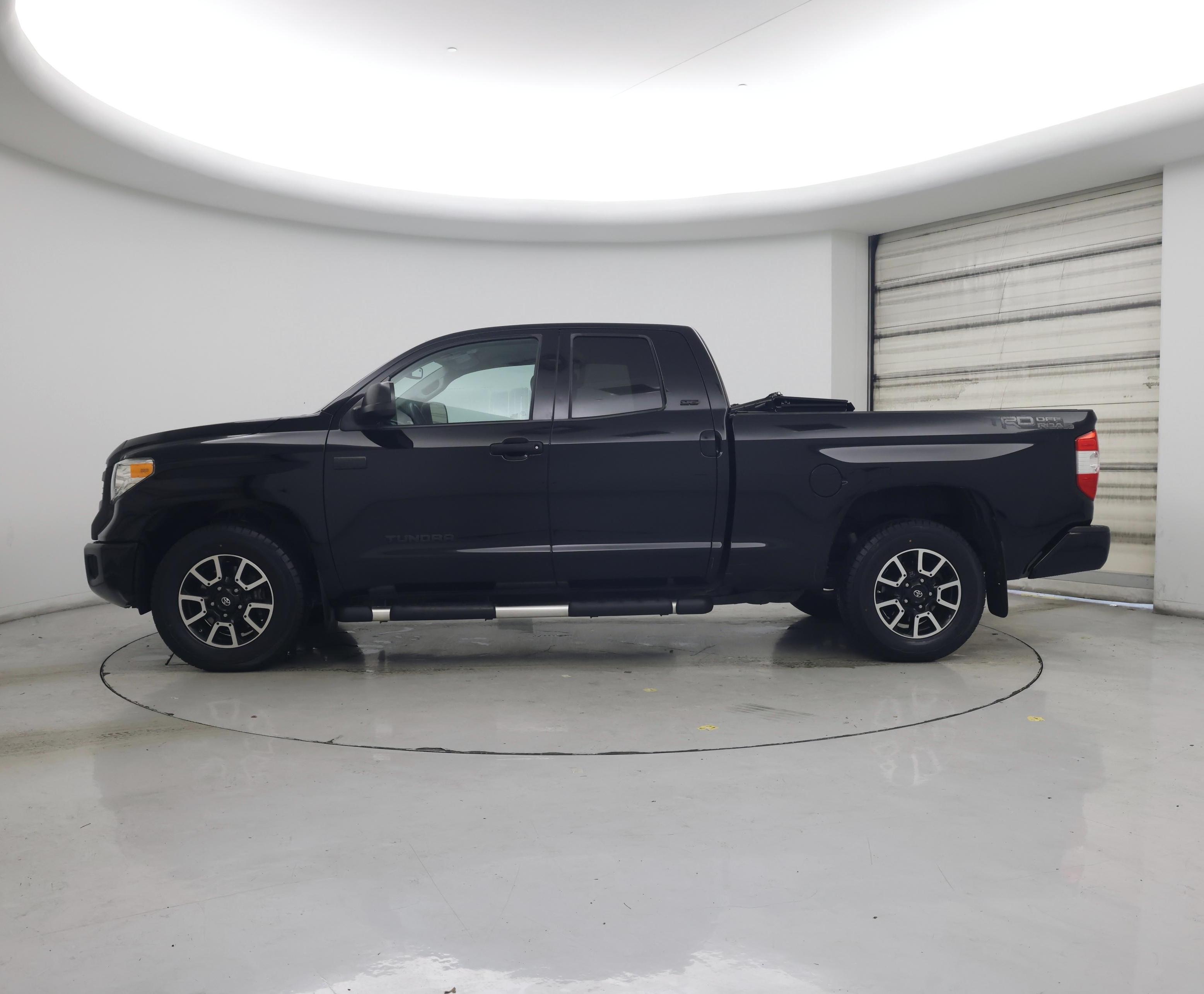 Thumbnail: 2014 Toyota Tundra - 3