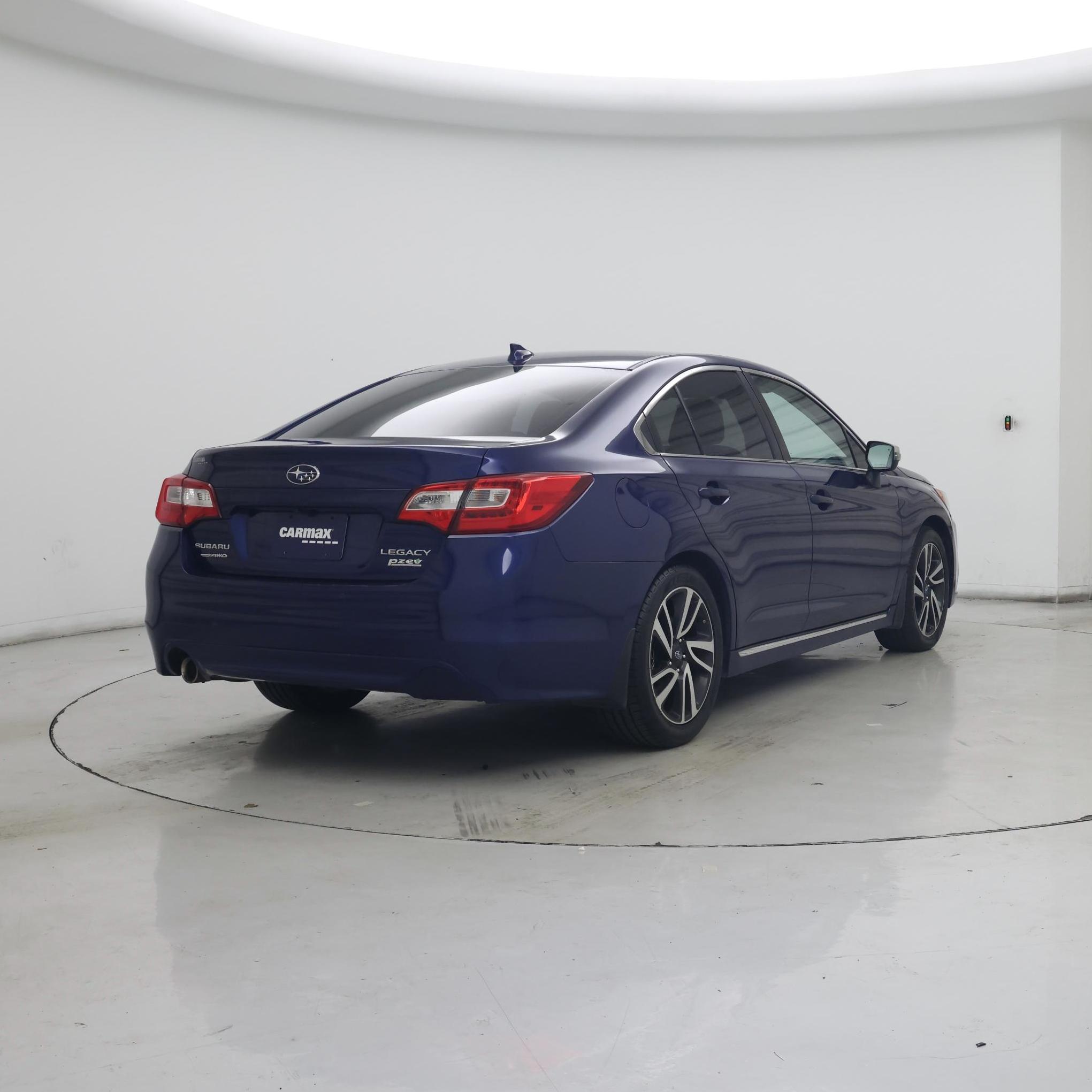 Thumbnail: 2017 Subaru Legacy - 8