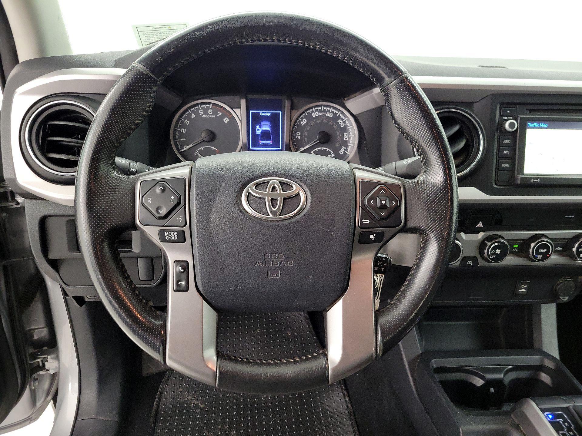 Thumbnail: 2017 Toyota Tacoma - 10