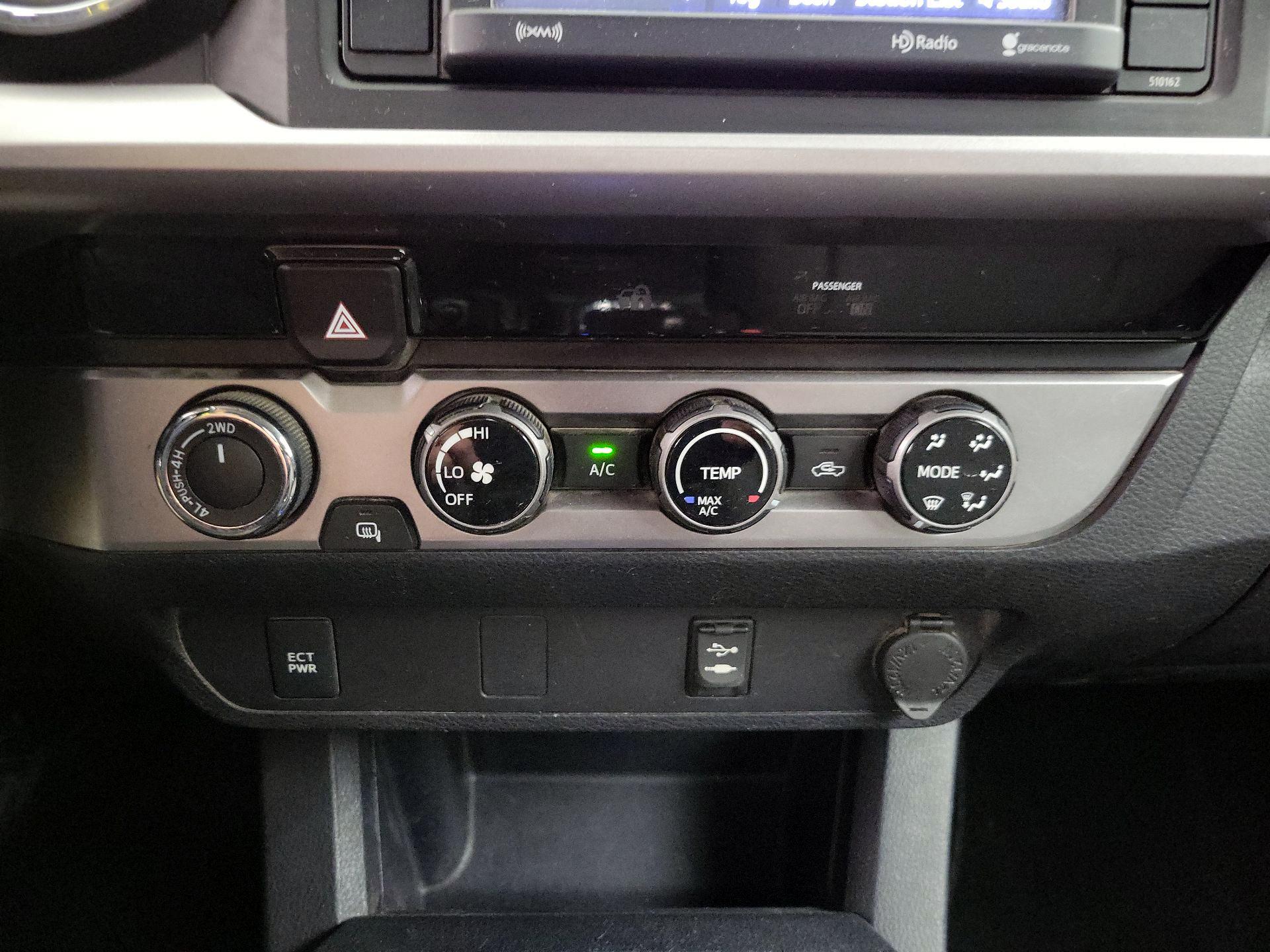 Thumbnail: 2017 Toyota Tacoma - 15